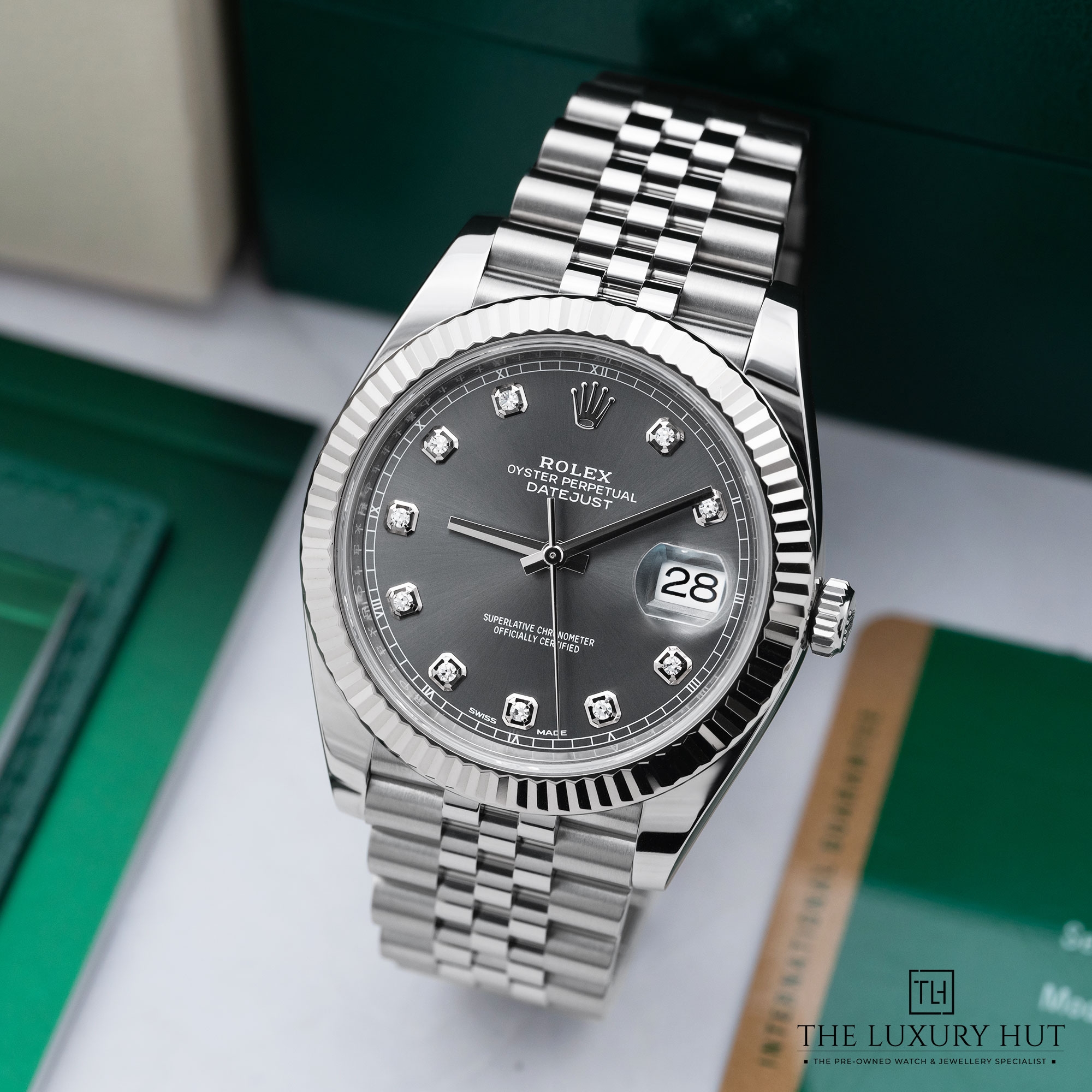 2025/10/Rolex_Datejust_41mm_Rhodium_Diamond_Dial_52150-b.jpg