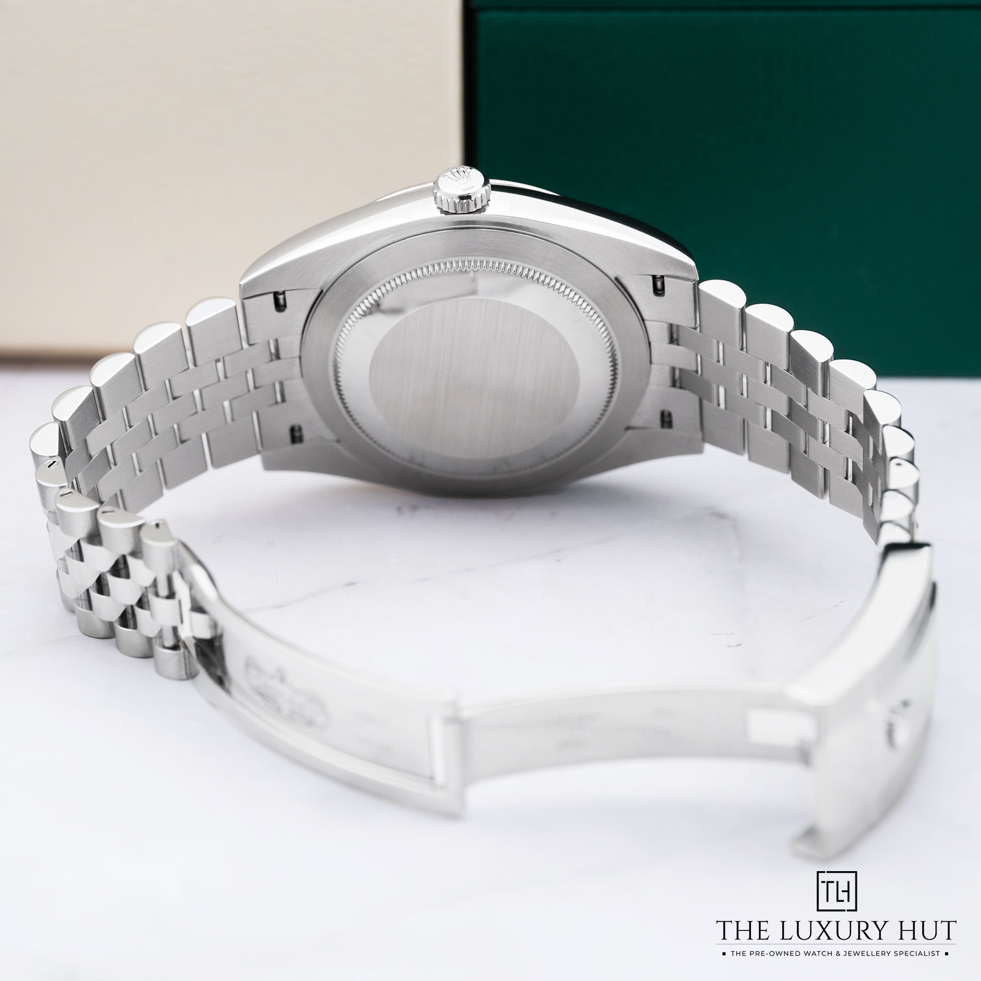 2025/10/Rolex_Datejust_41mm_Rhodium_Diamond_Dial_52150-c.jpg