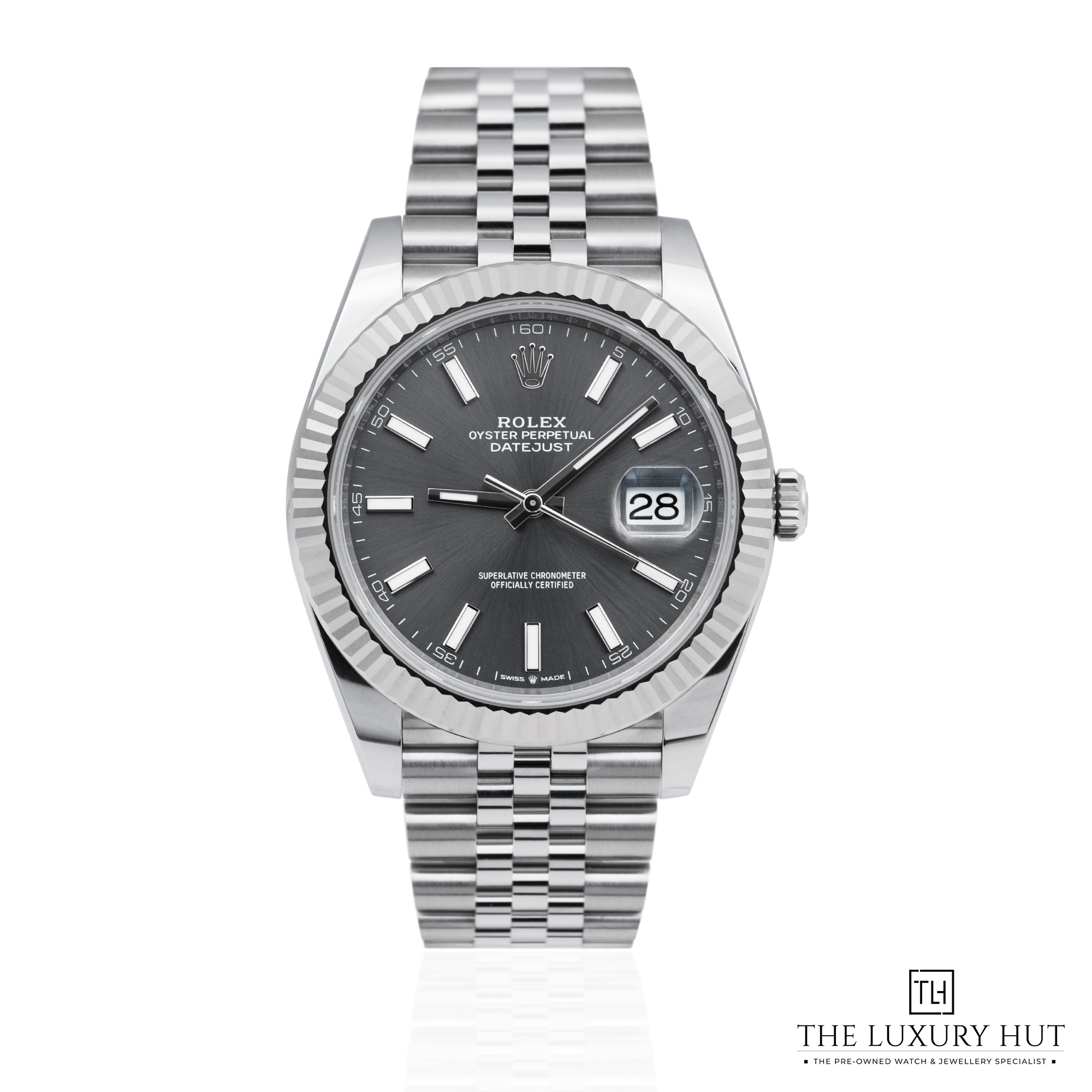 2025/10/Rolex_Datejust_41mm_Slate_Baton_Dial_52247-a.jpg