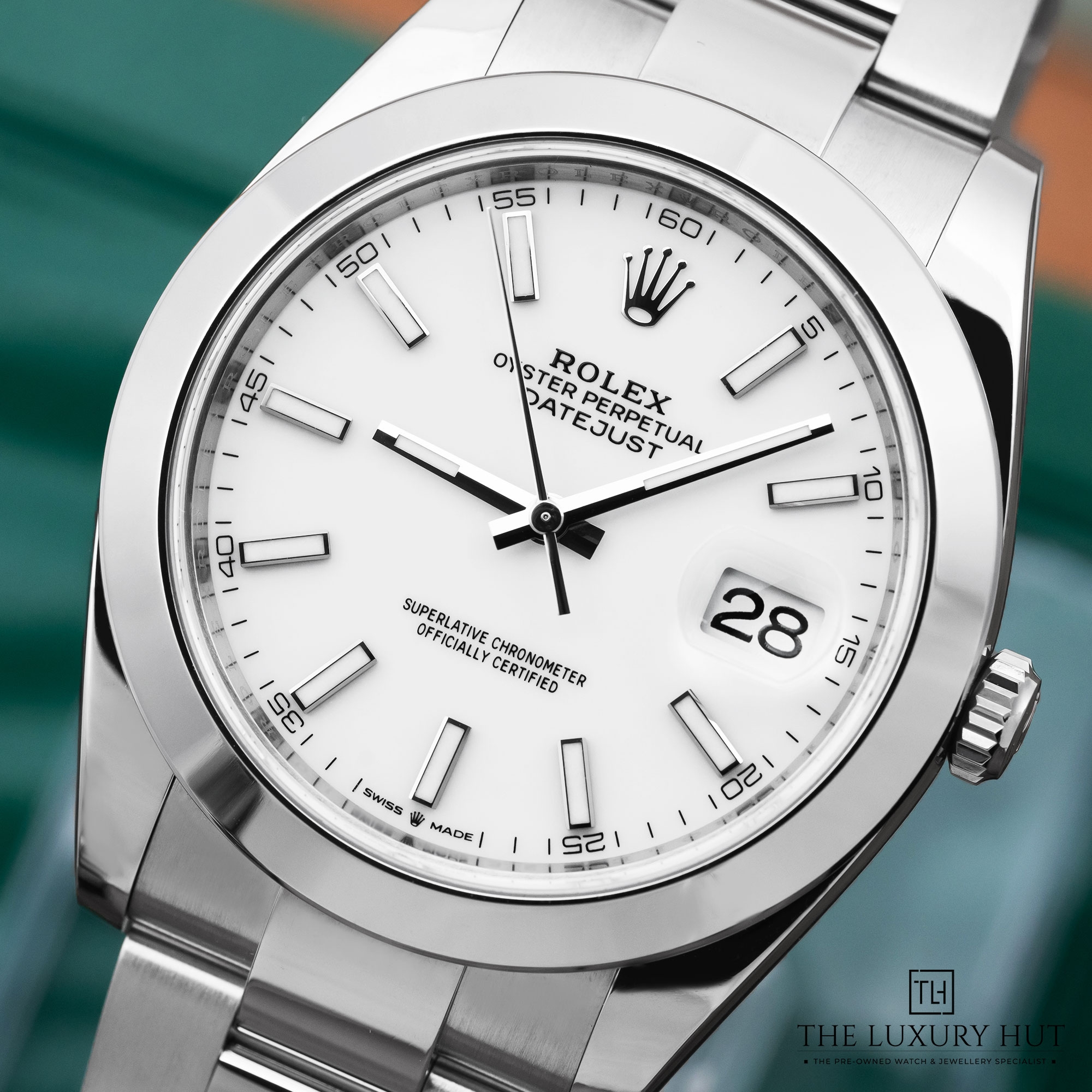 2025/10/Rolex_Datejust_41mm_Steel_White_Dial_52233-e.jpg