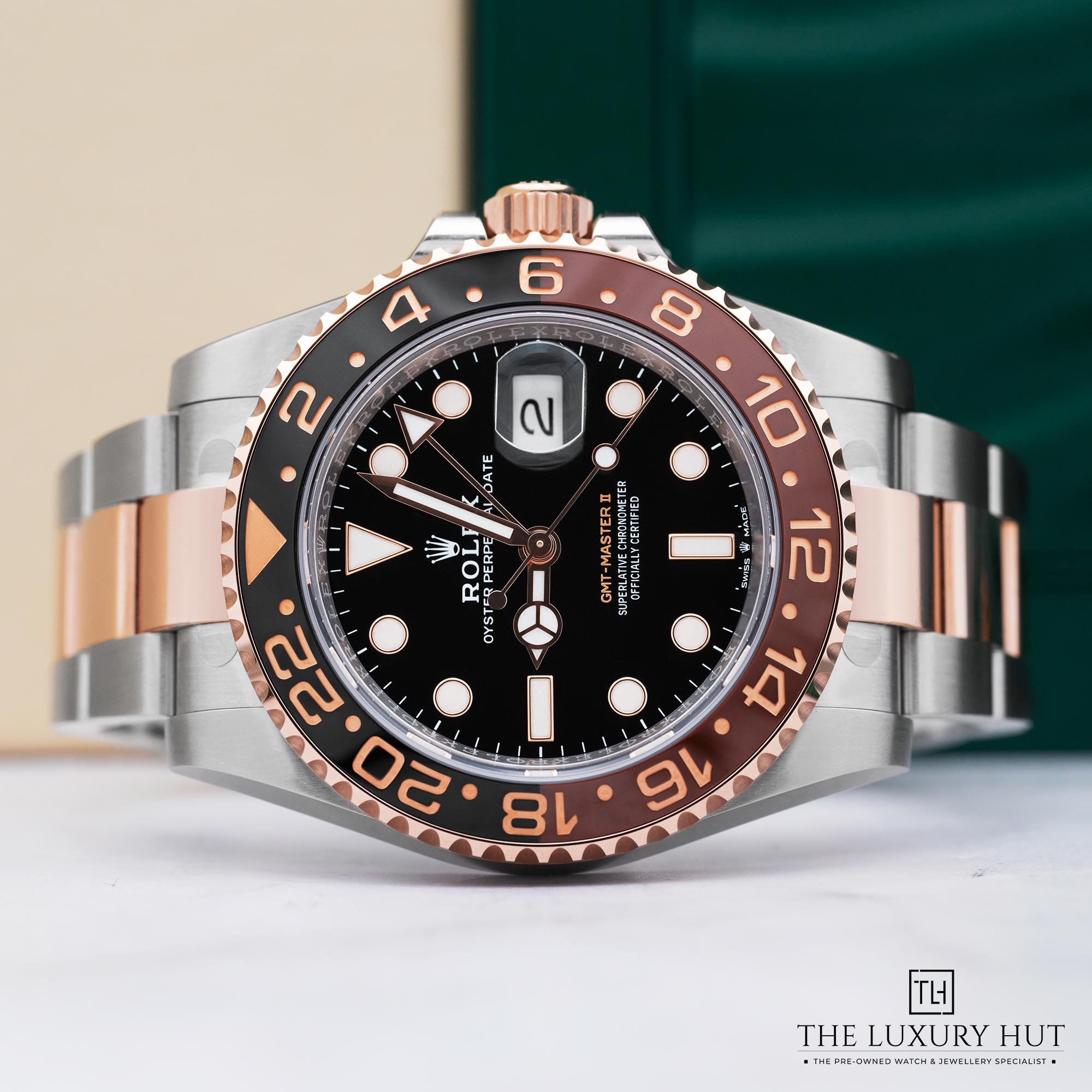2025/10/Rolex_GMT-Master_II_Rootbeer_Bi-Metal_Black_52215-b.jpg