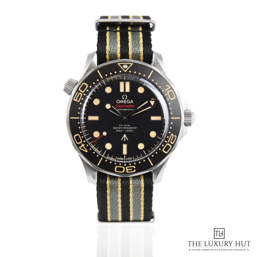 Omega James Bond Brown 42305 a 1