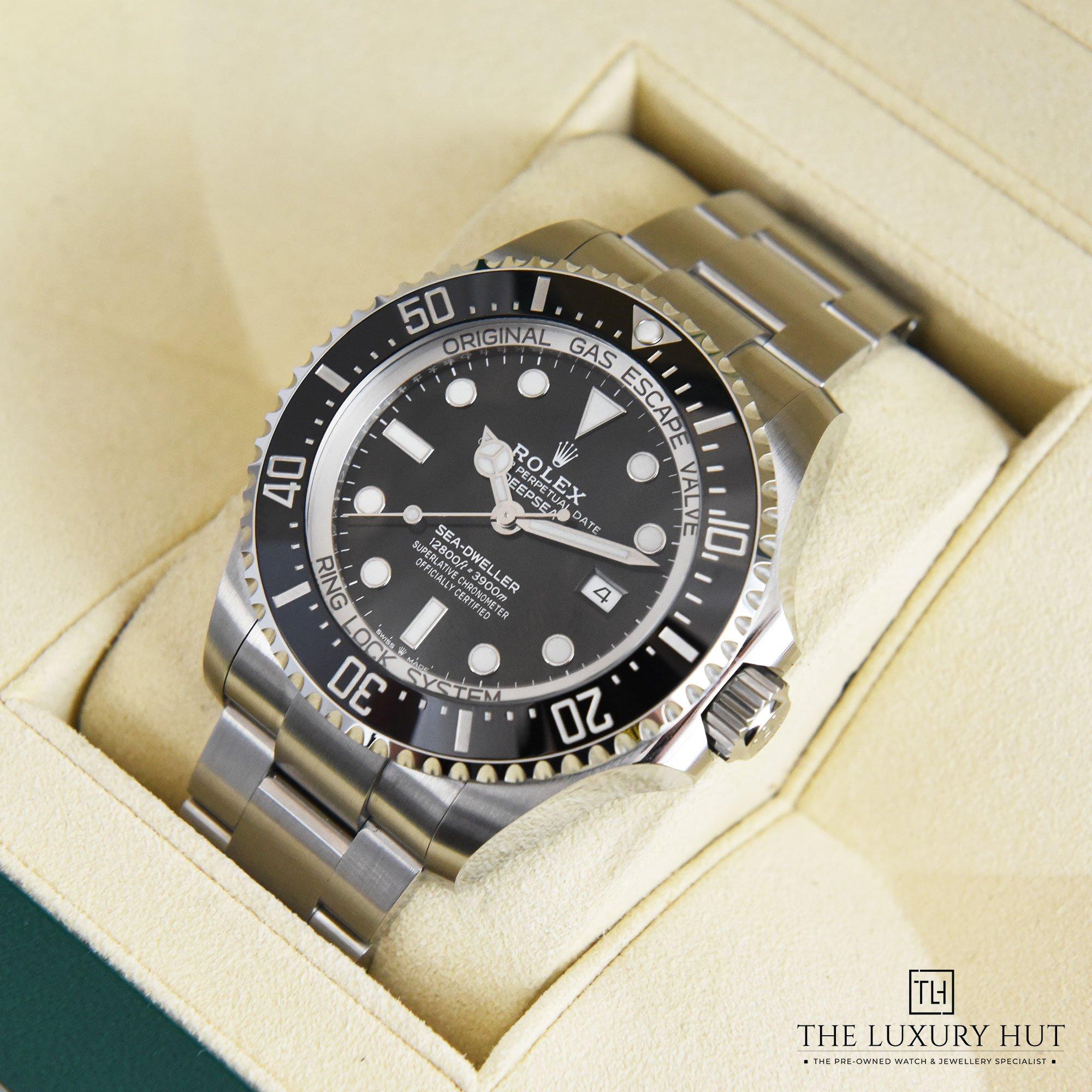 2023/06/Rolex_Sea-Dweller_Black_40479-e-1.jpg