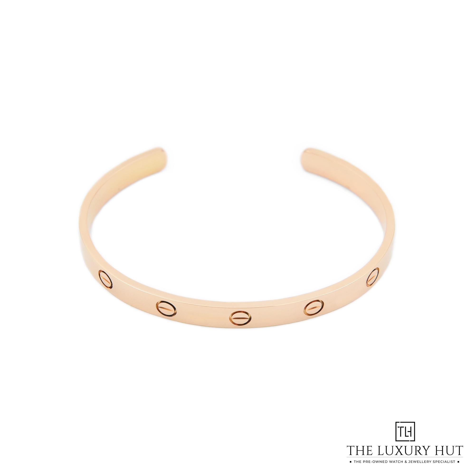 2023/07/Cartier_Love_Cuff_Bracelet_50012-b.jpg
