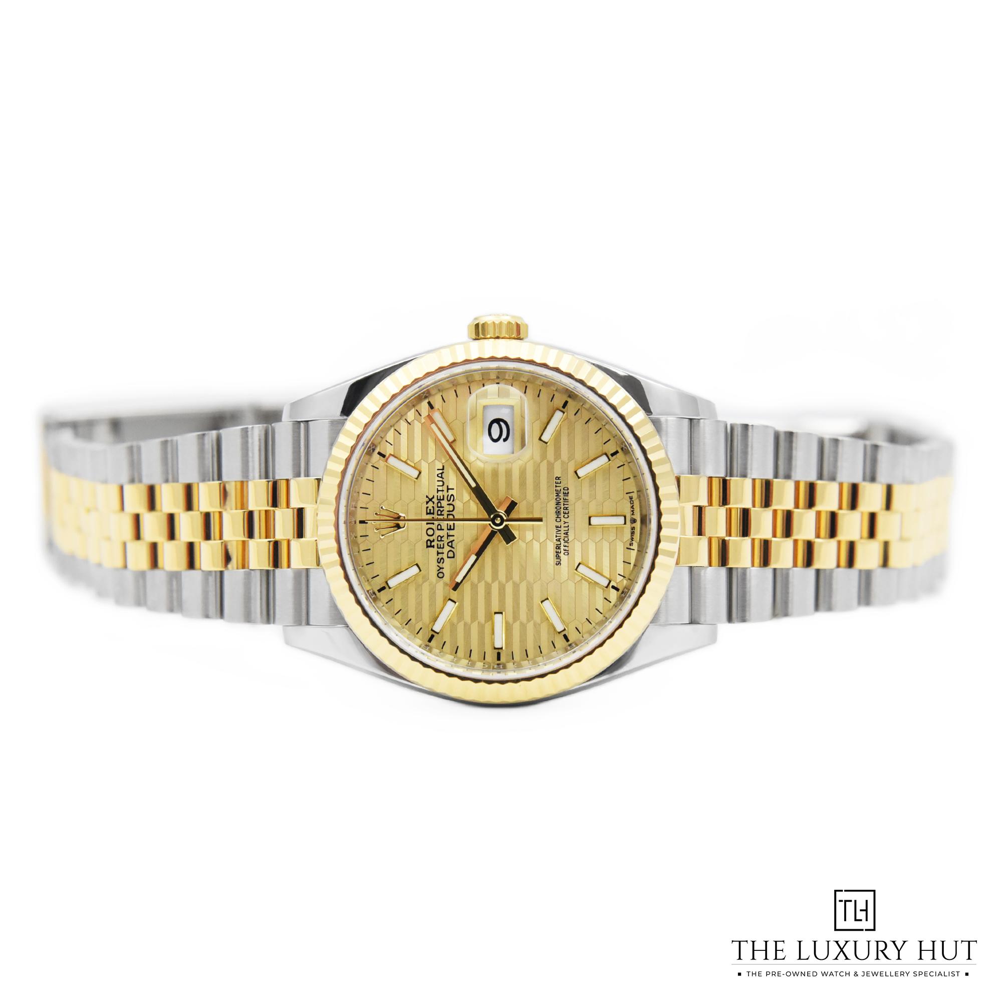 2023/07/Rolex_Datejust-36_Golden_Fluted_43838-c.jpg