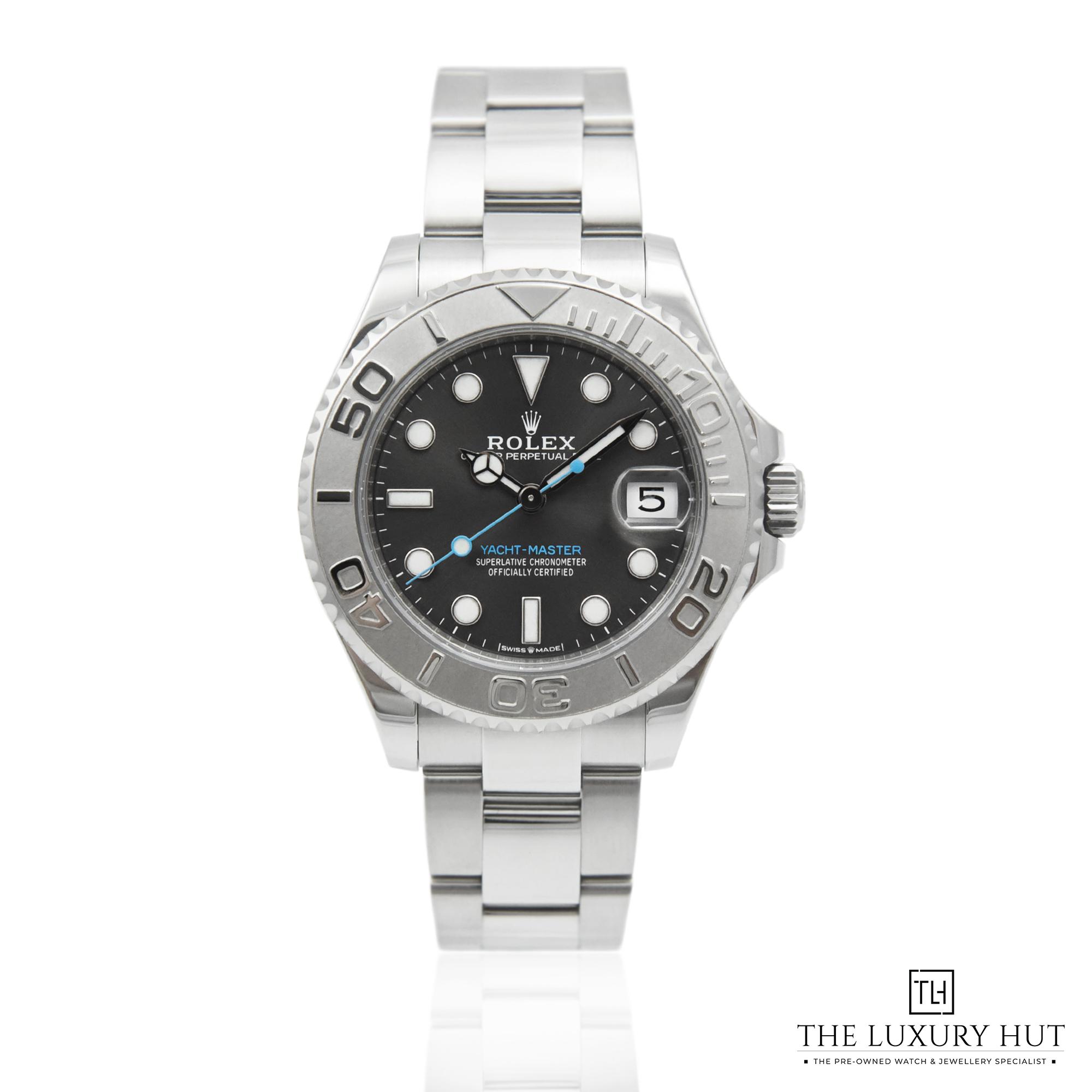2023/07/Rolex_Yacht-Master-37_Rhodium_43883-a.jpg