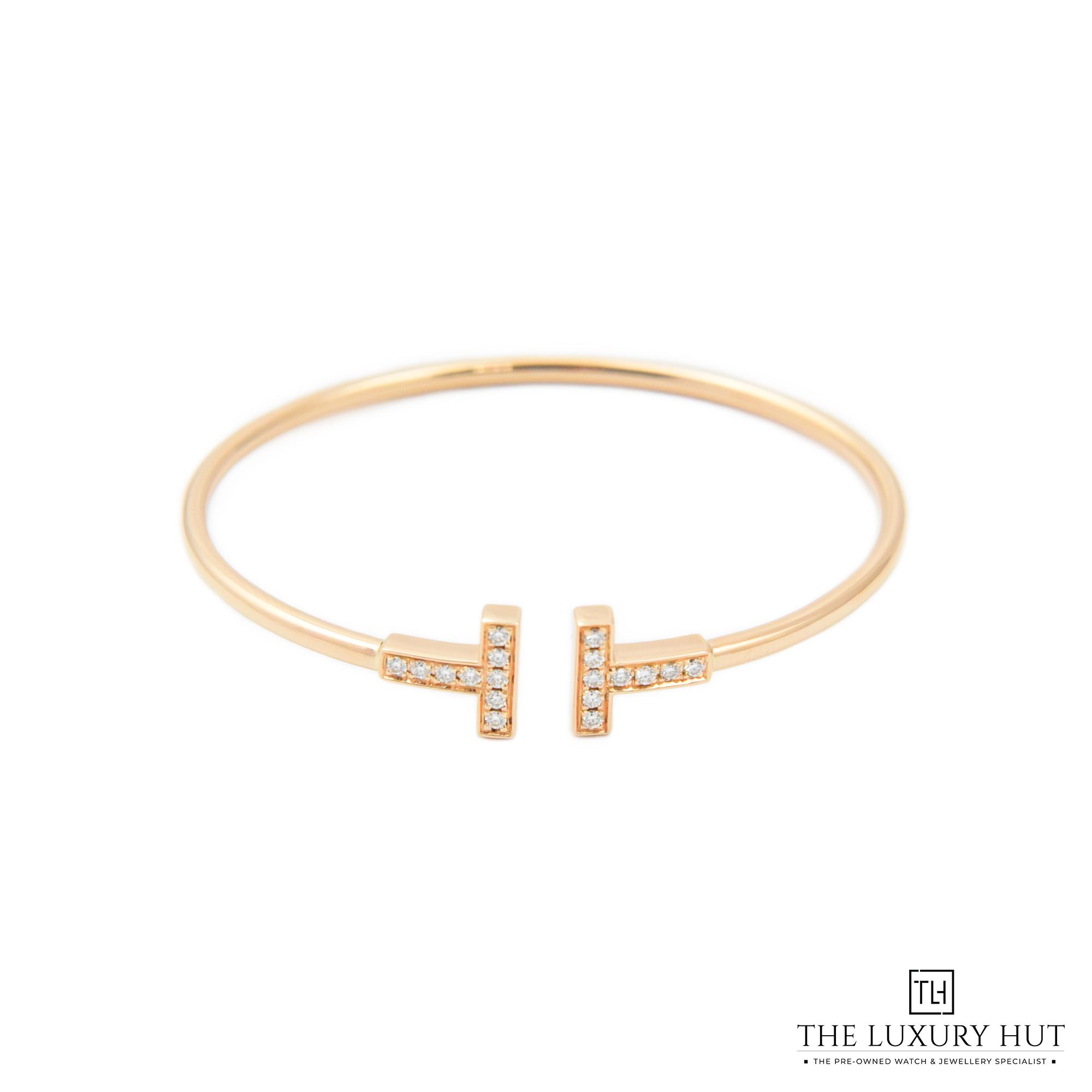 2023/08/Tiffany-T_Rose_Gold_Diamond_Bangle_50156-b.jpg
