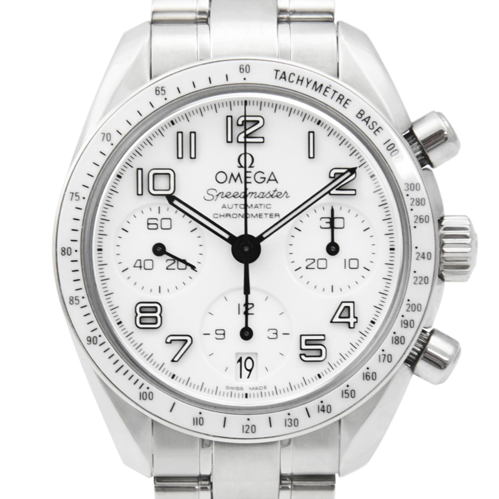2023/12/Omega_Speedmaster_White_Dial_50490-cr.jpg