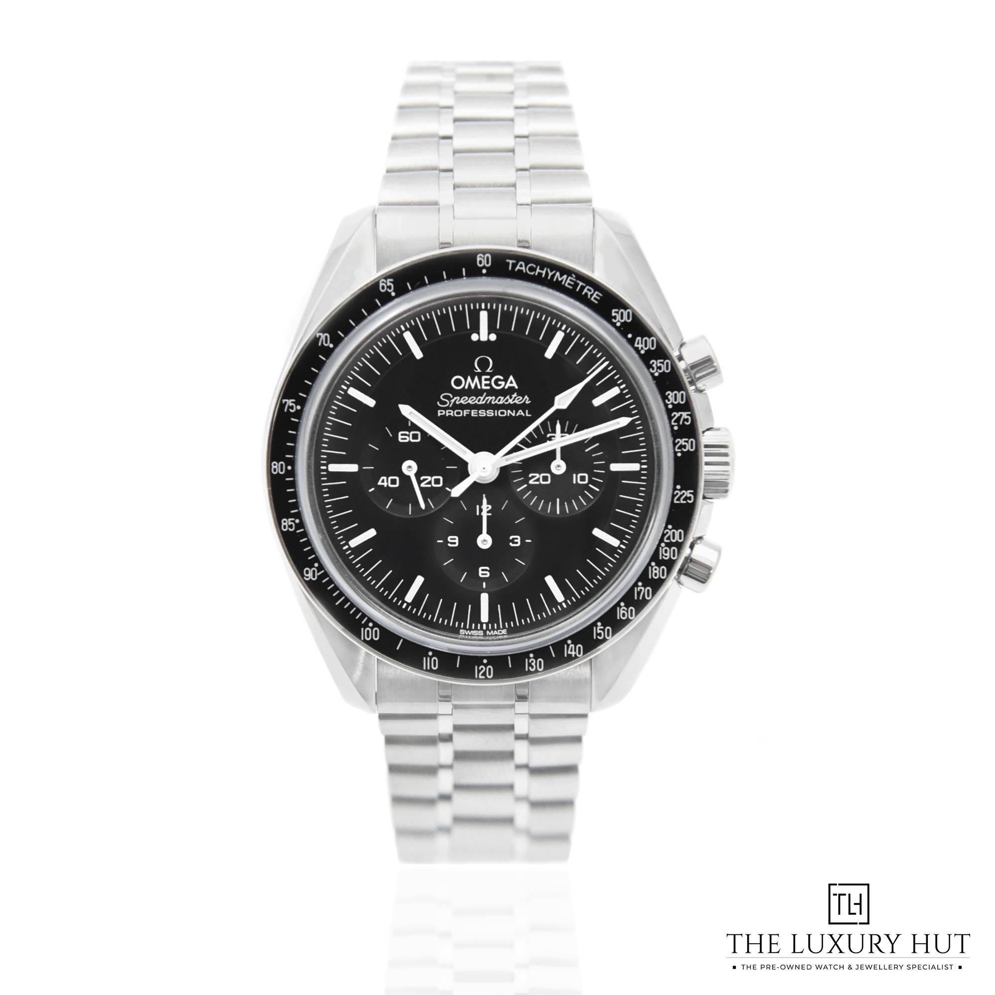 2024/02/Omega_Speedmaster_Moonwatch_50613-a.jpg