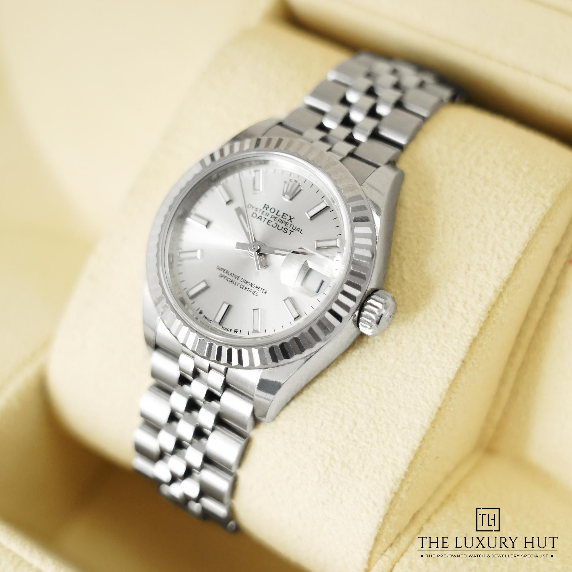 2024/04/Rolex_Lady_Datejust-28_Steel_Silver_LB235-e.jpg