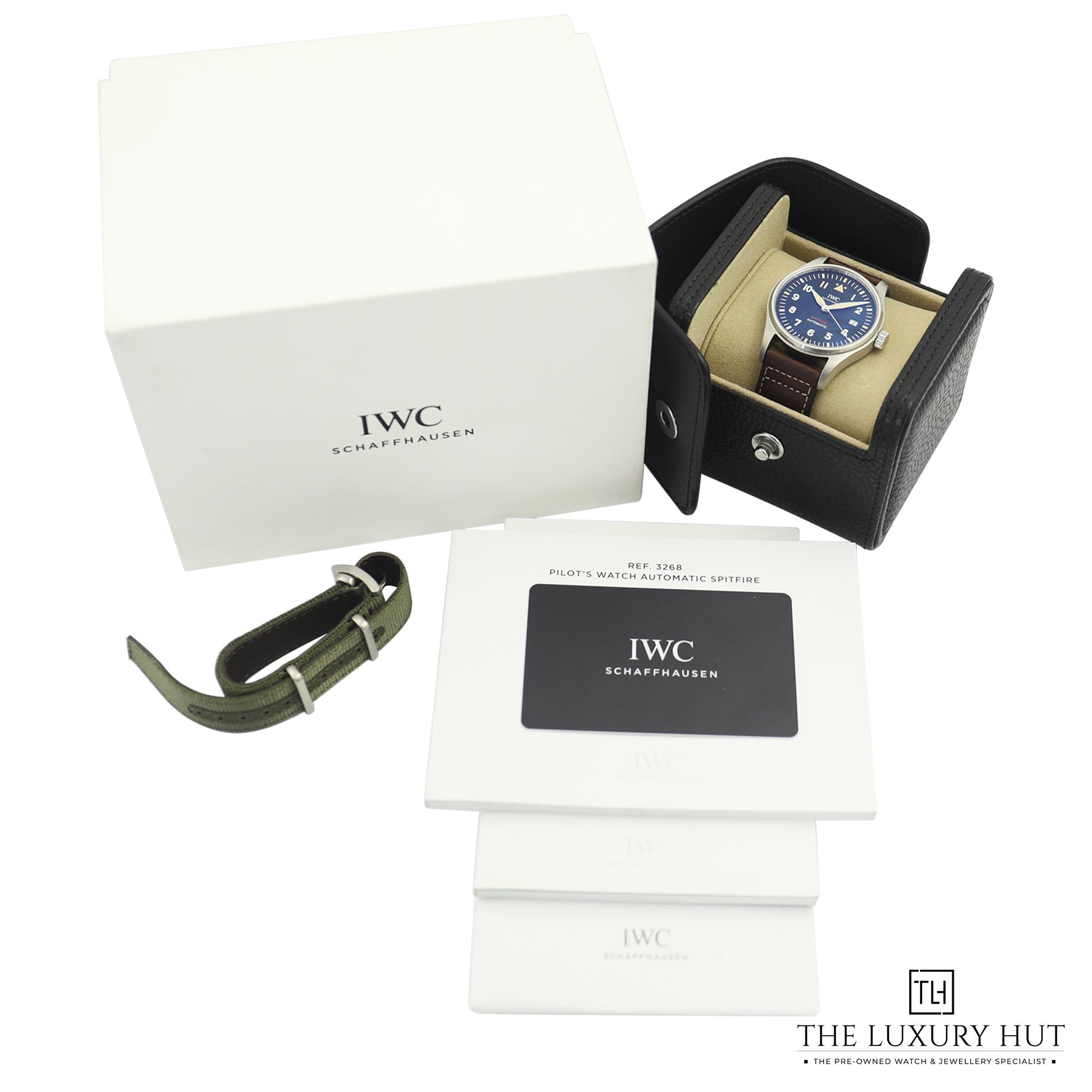 2024/06/IWC_Pilot_Spitfire_Steel_Black_50860-f.jpg