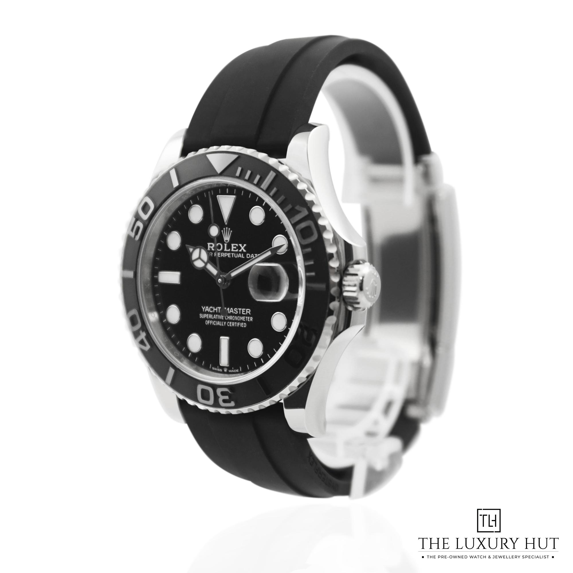 2024/06/Rolex_Yacht-Master_42_White_Gold_LB266-b.jpg