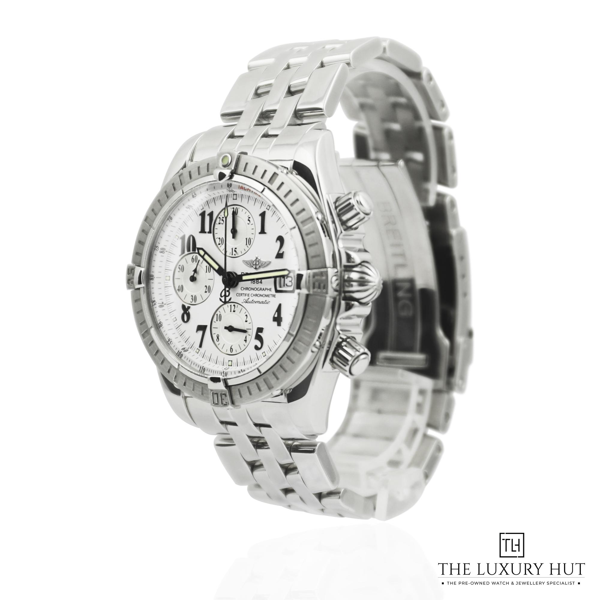 2024/07/Breitling_Chronomat_Evolution_White_50829-b.jpg