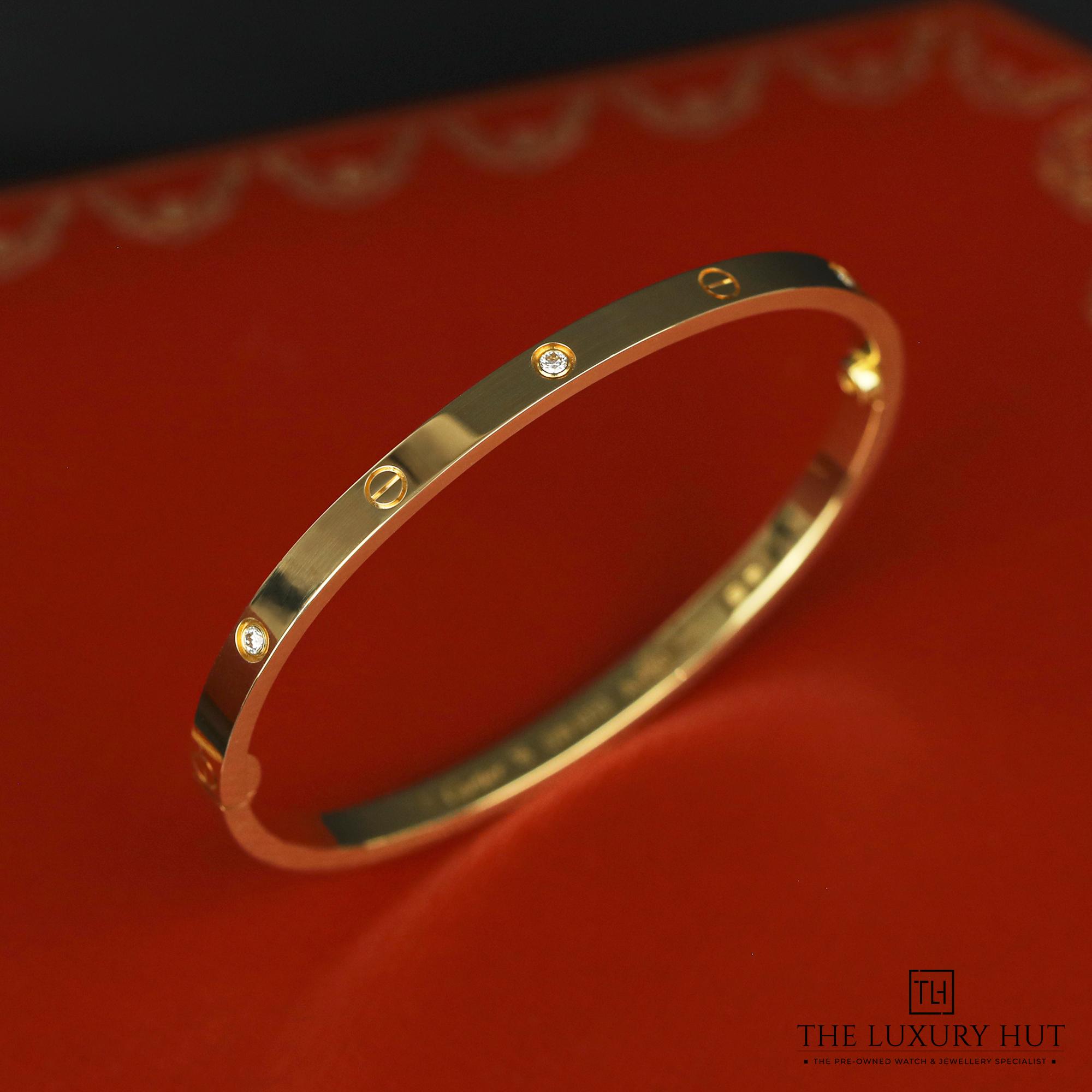 2024/08/Cartier_6-Diamonds_Bangle_Yellow_Gold_51084-c.jpg