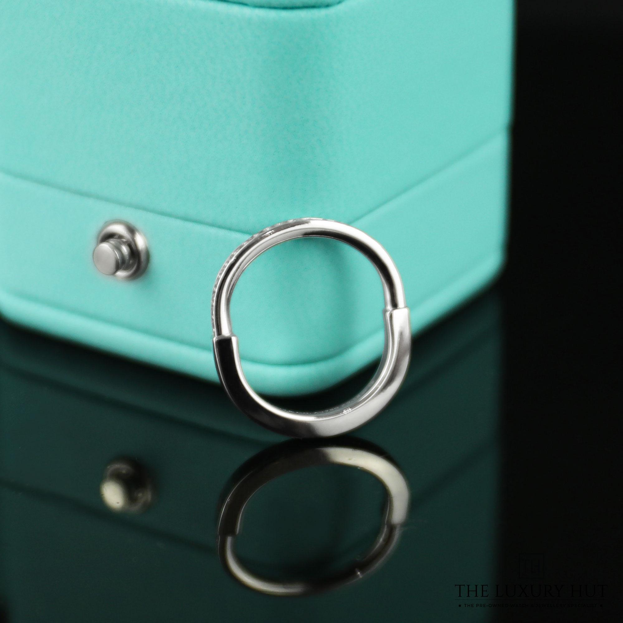 2024/08/Tiffany_White_Gold_Diamond_Lock_Ring_51035-d.jpg