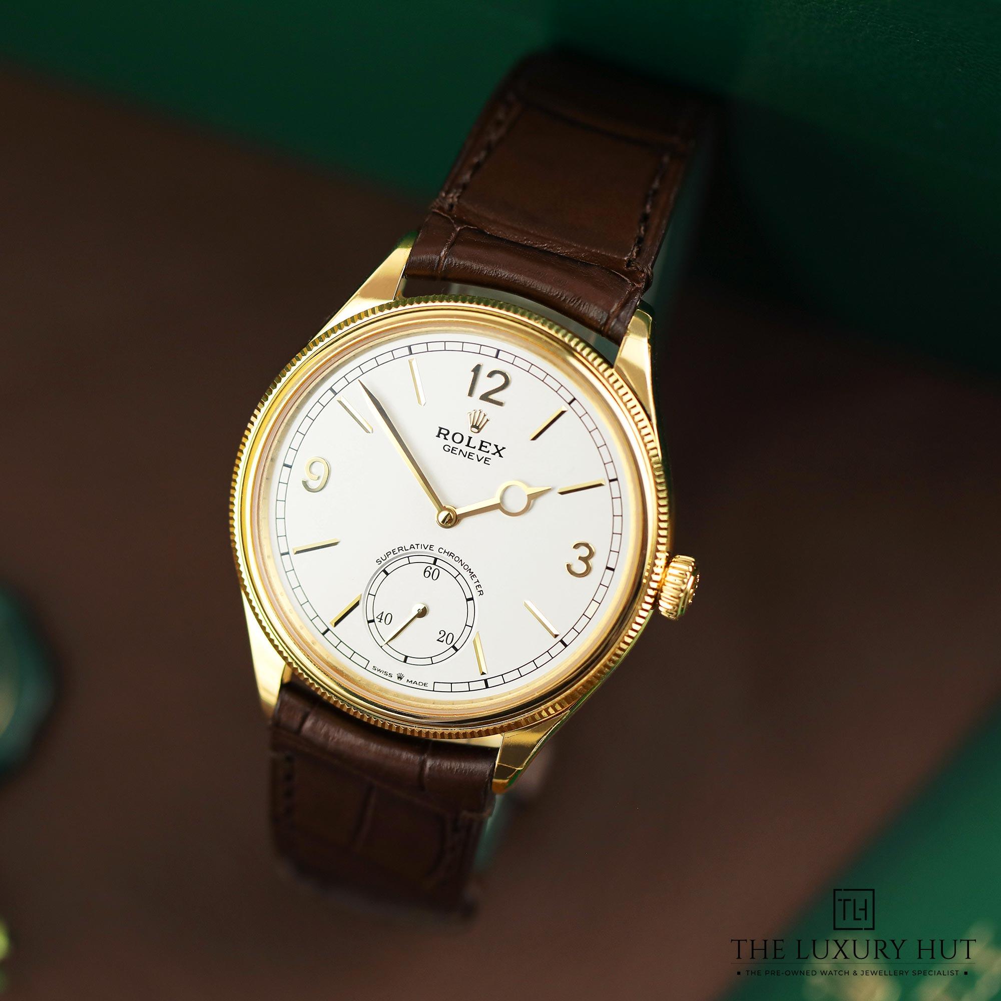 2024/10/Rolex_Perpetual_1908_Yellow_Gold_White_51216-b.jpg