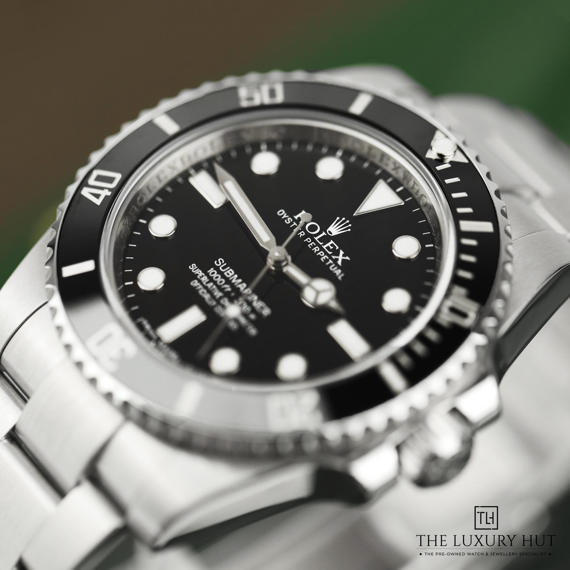 2024/10/Rolex_Submariner_No-Date_Steel_40_Black_51208-h.jpg