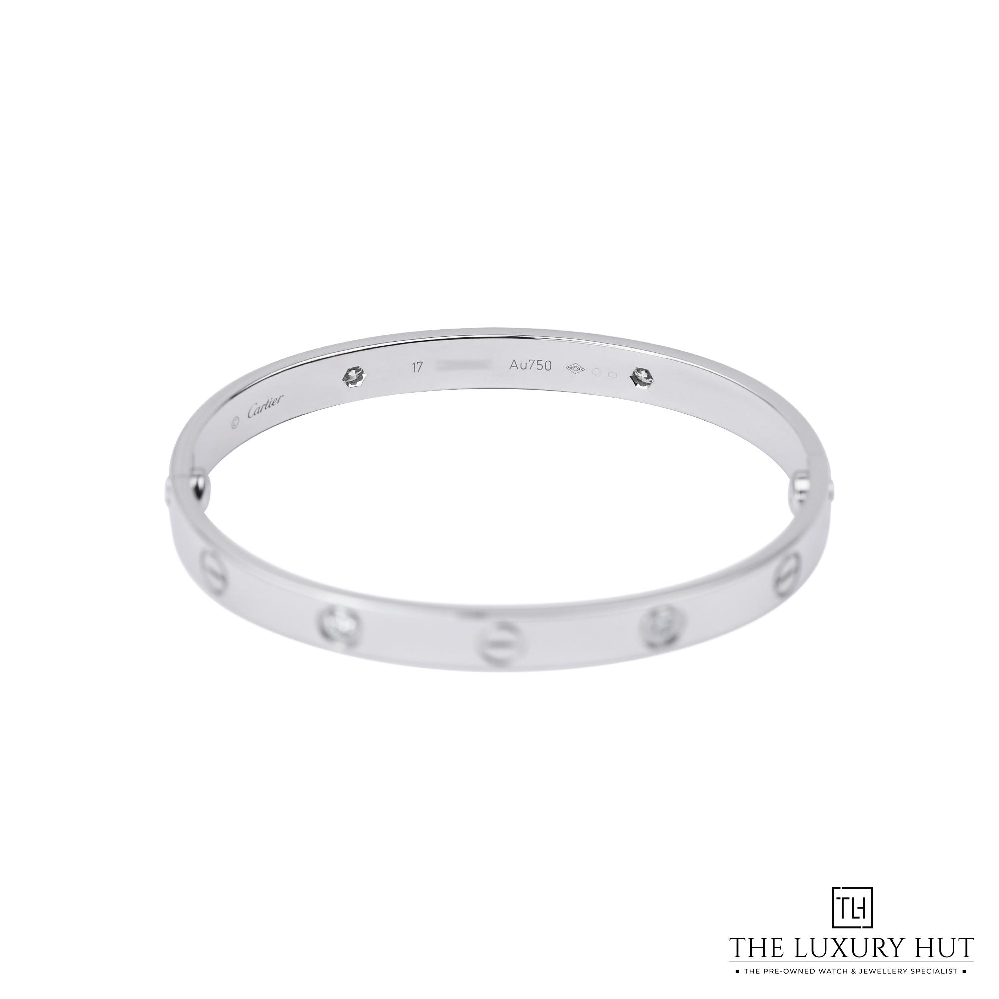 2024/11/Cartier_White_Gold_4-Diamonds_Love_Bangle_51327-b.jpg