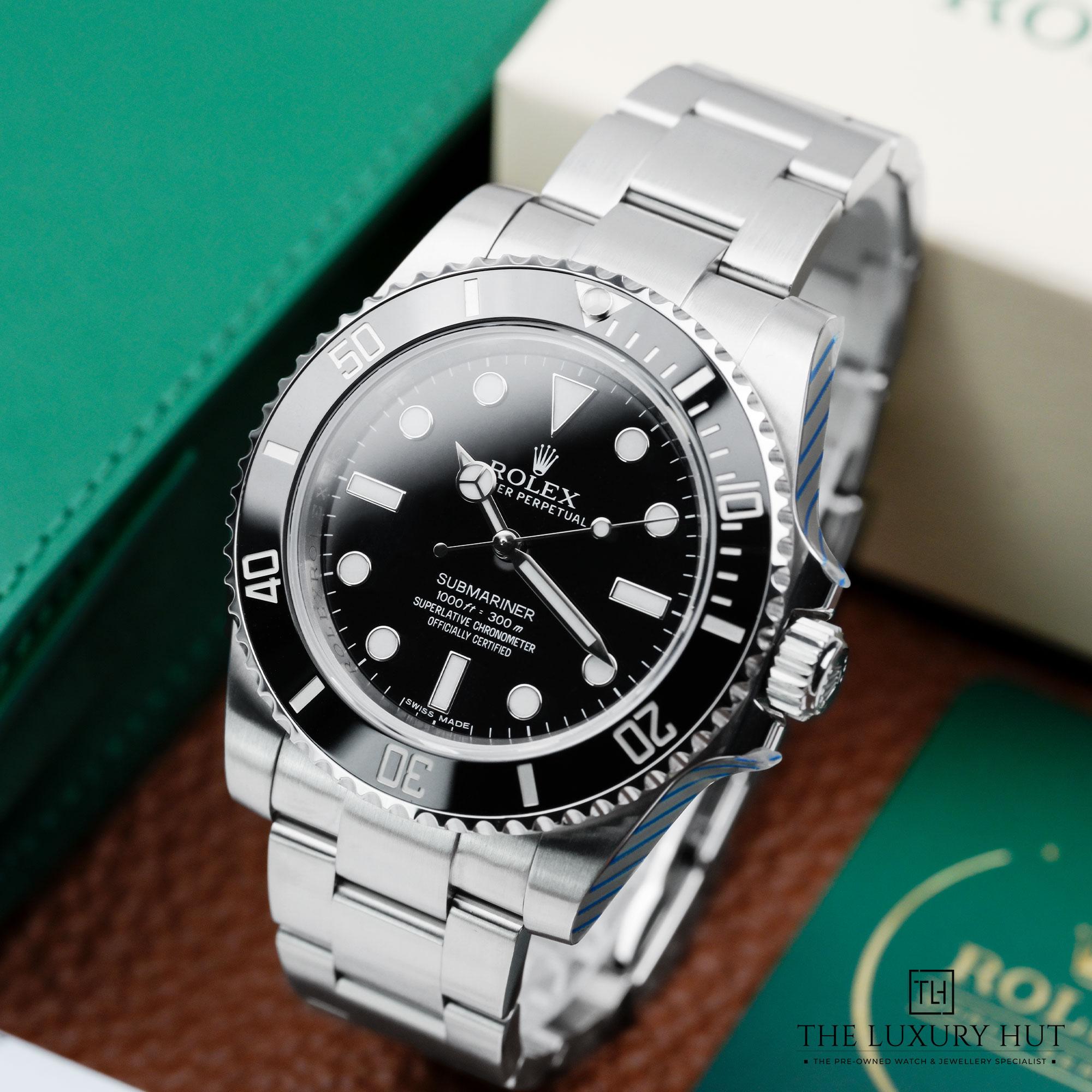 2024/12/Rolex_Submariner_No_Date_Steel_Black_LB350-b.jpg