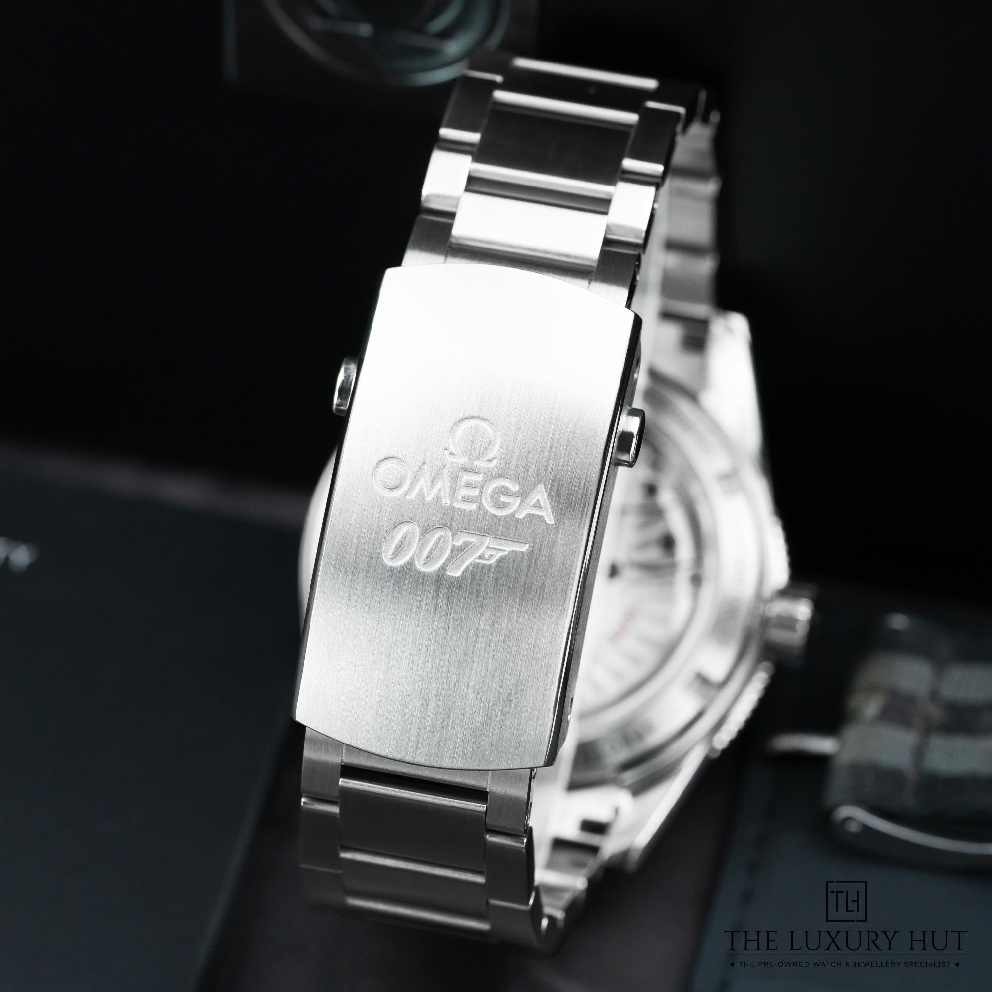 2025/01/Omega_Seamaster_300_Master_Spectre_51451-d.jpg