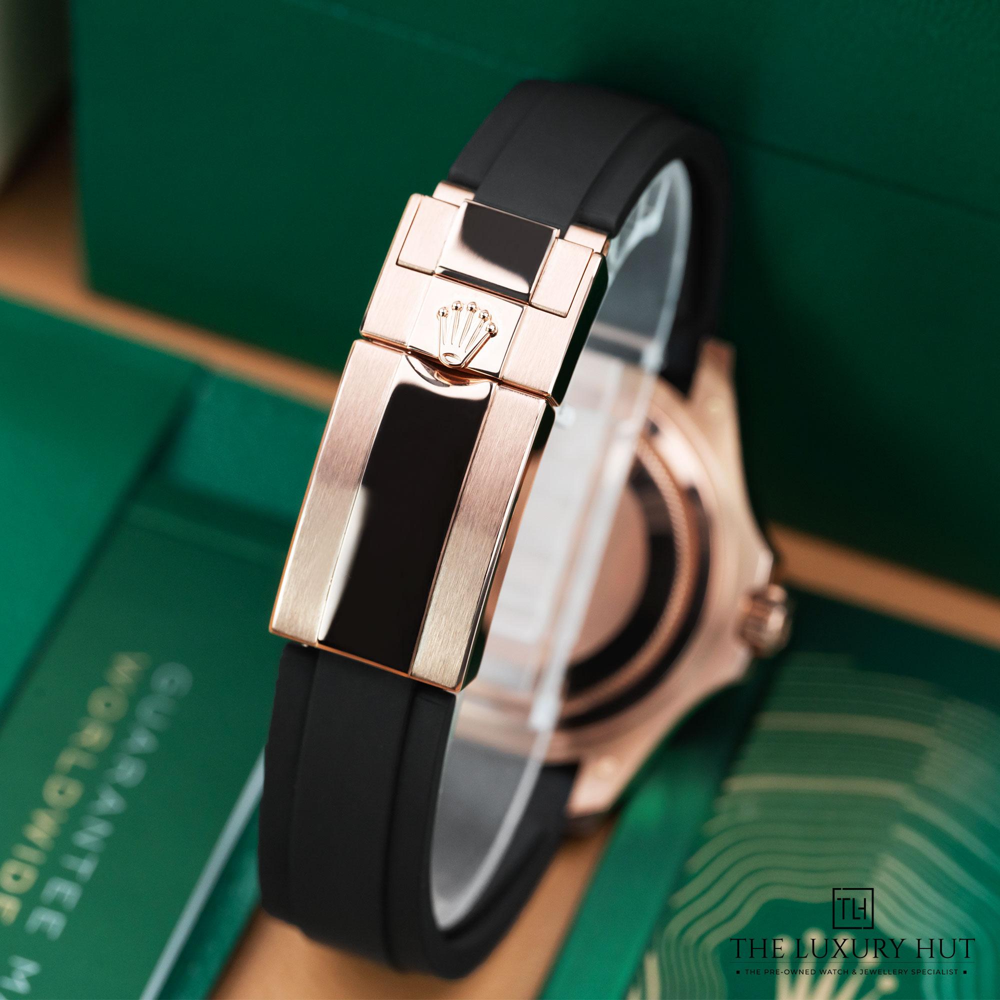 2025/01/Rolex_Yacht-Master_37_Rose_Gold_Black_51408-e.jpg