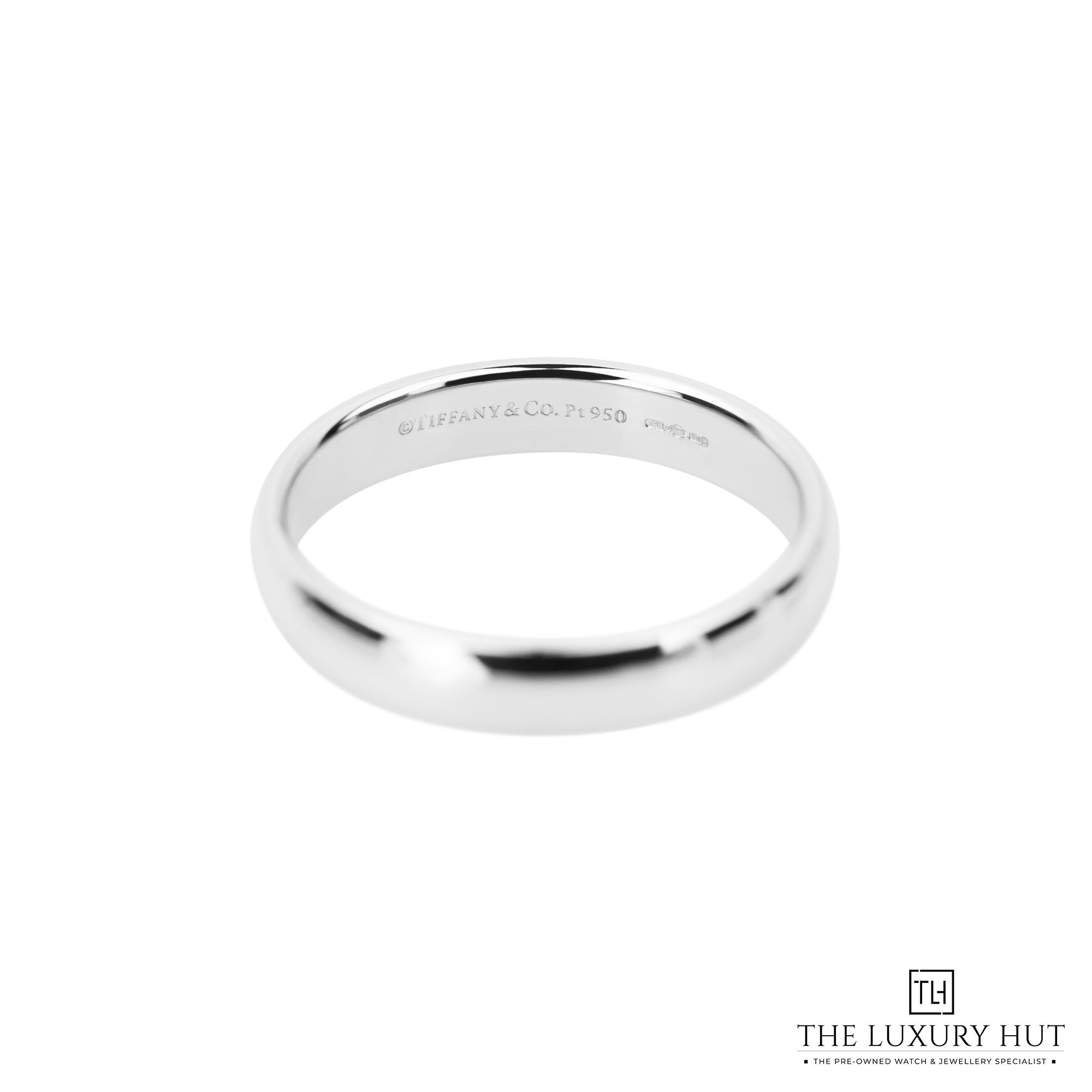 2025/01/Tiffany-Co_Platinum_Wedding_Band_Ring_51445-bbb.jpg