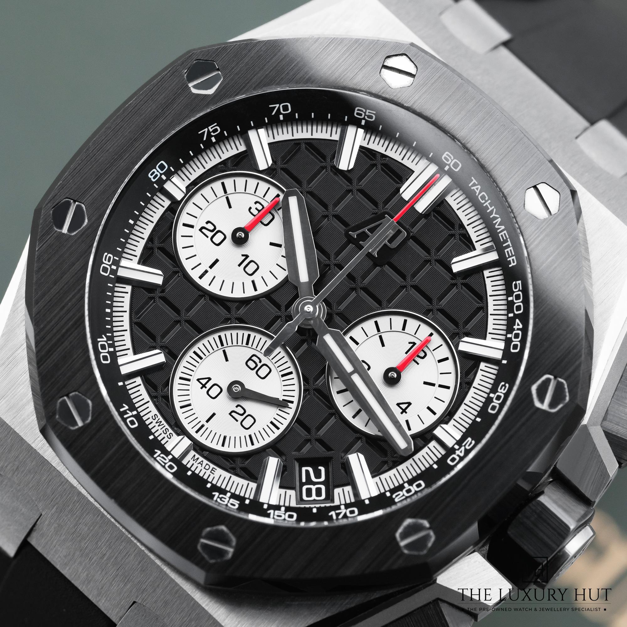 2025/02/Audemars_Piguet_Royal_Oak_Offshore_Black_LB492-e.jpg