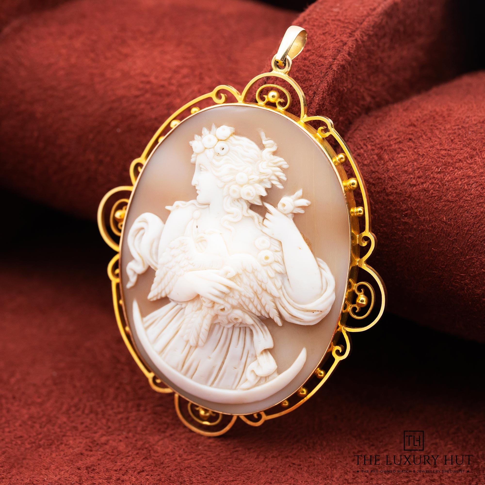 2025/02/Stunning-Large-Antique-15ct-Gold-Cameo-Pendant-c.jpg