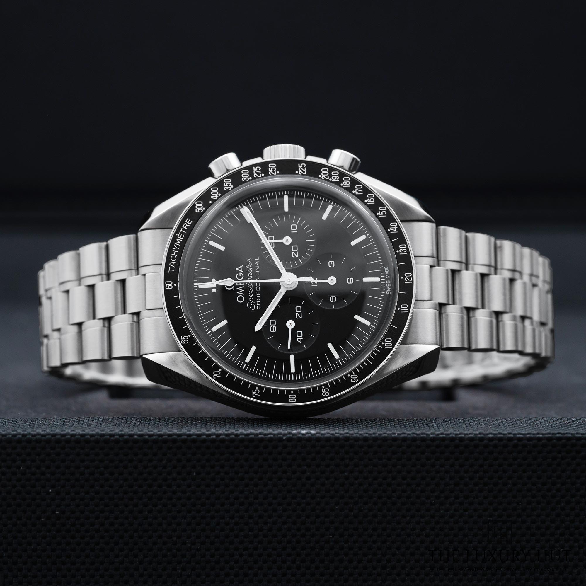 2025/03/Omega_Speedmaster_Moonwatch_Professional_LB551-b.jpg