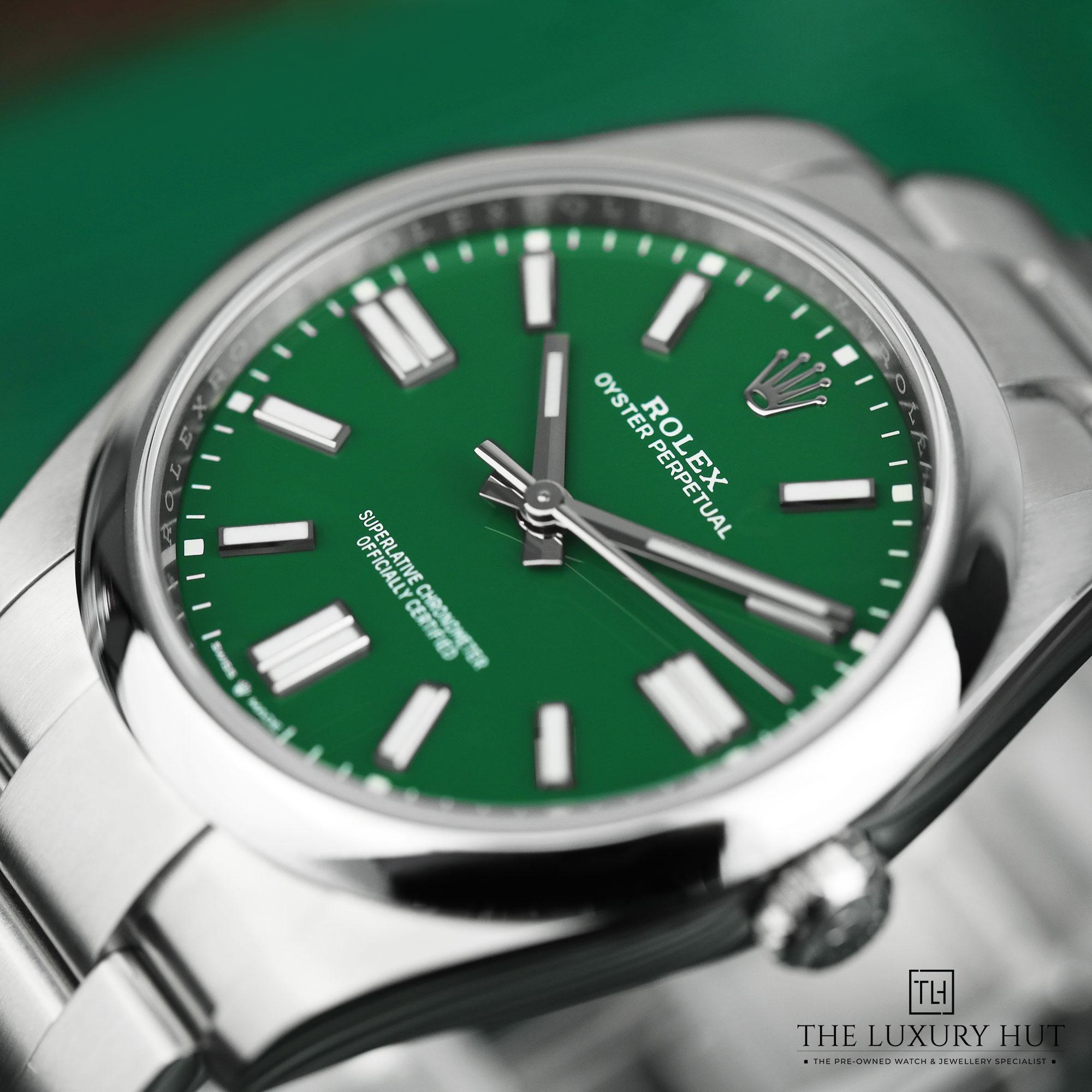 2025/03/Rolex_Oyster_Perpetual_41mm_Green_51568h.jpg