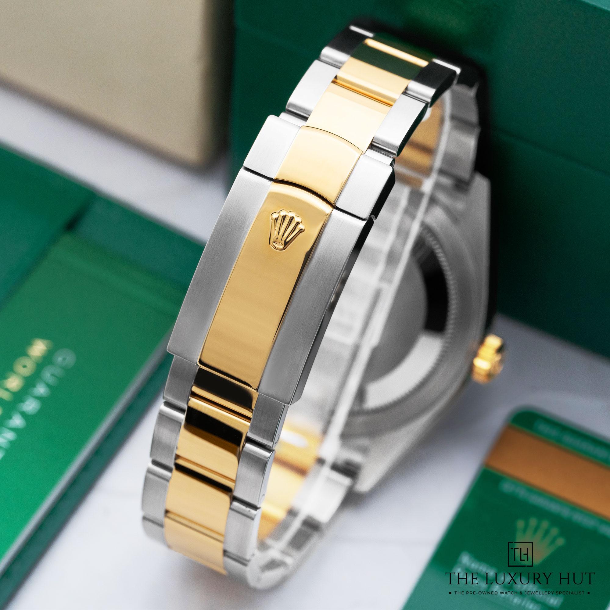 2025/05/Rolex_Sky-Dweller_Bi-Metal_Champagne_51774-d.jpg