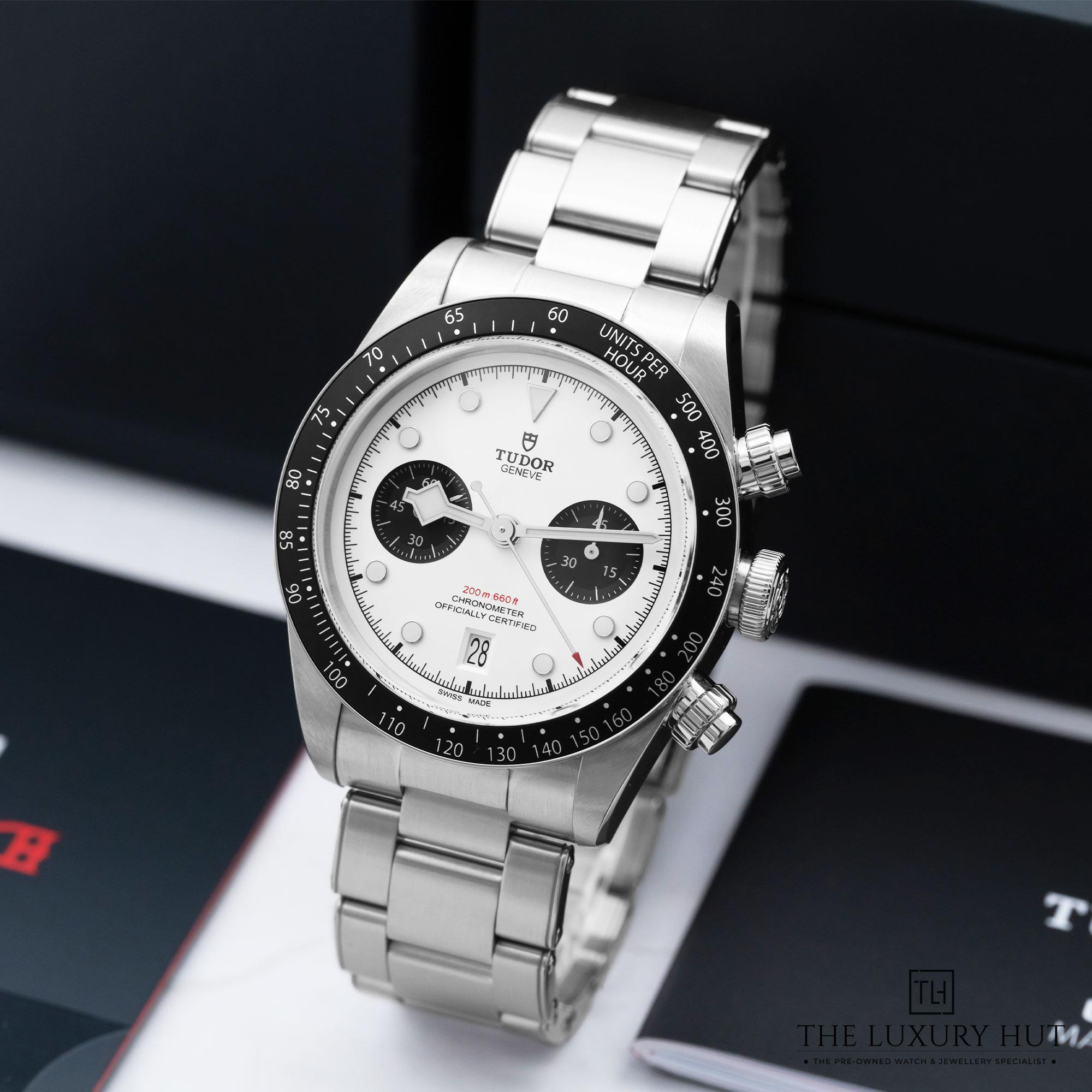 2025/05/Tudor_Black_Bay_Chrono_White_Panda_Dial_51712-b.jpg