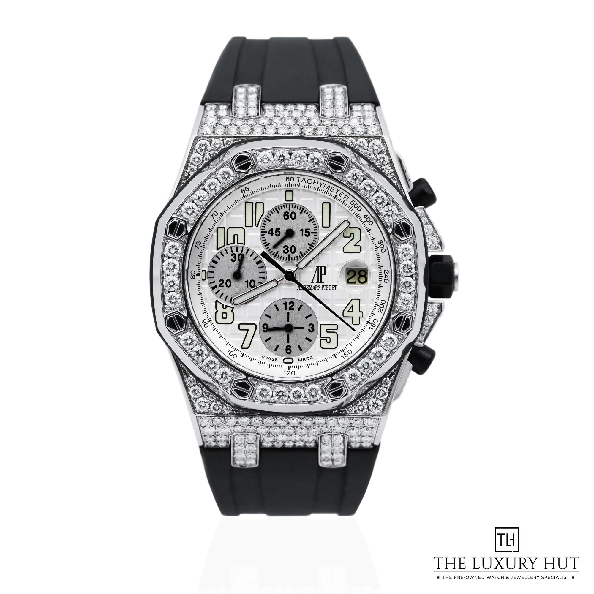 2025/06/Audemars_Piguet_Royal_Oak_Offshore_White_LB598-a.jpg