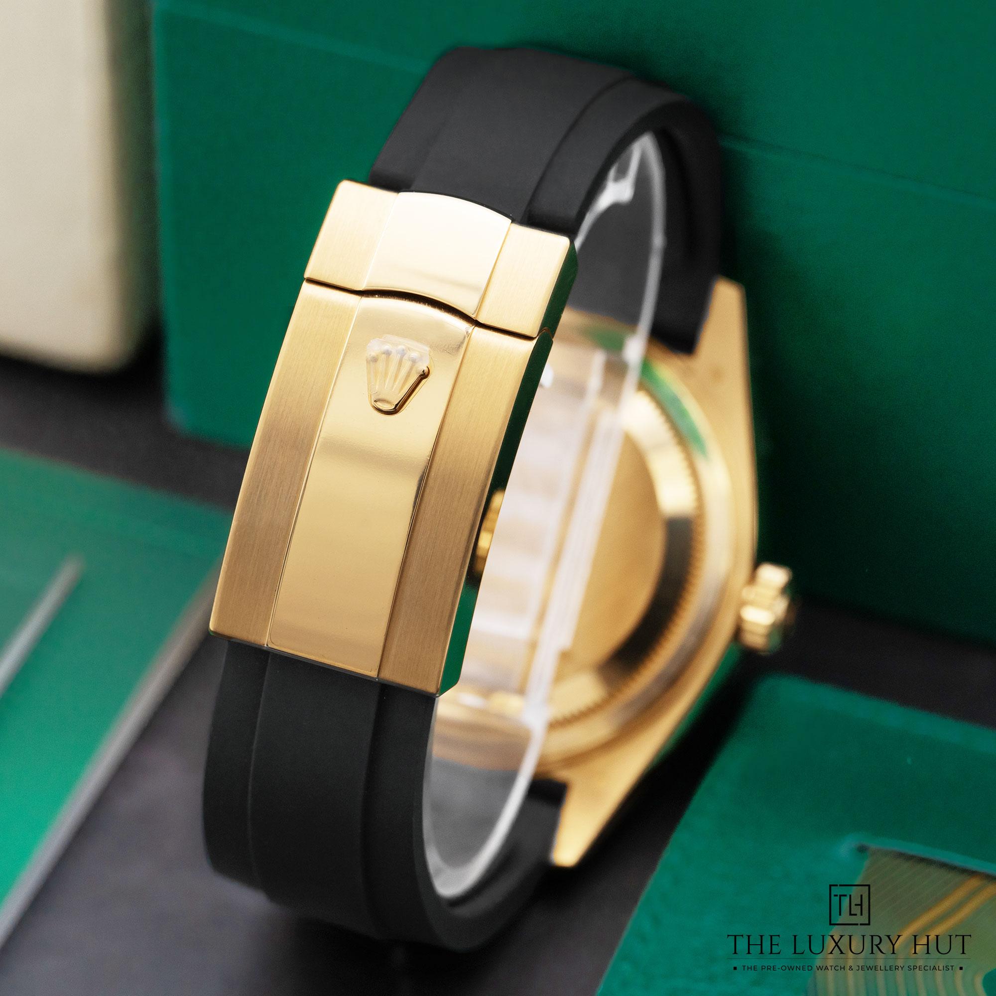 2025/06/Rolex_Sky-Dweller_Yellow_Gold_42mm_Black_51862-d.jpg