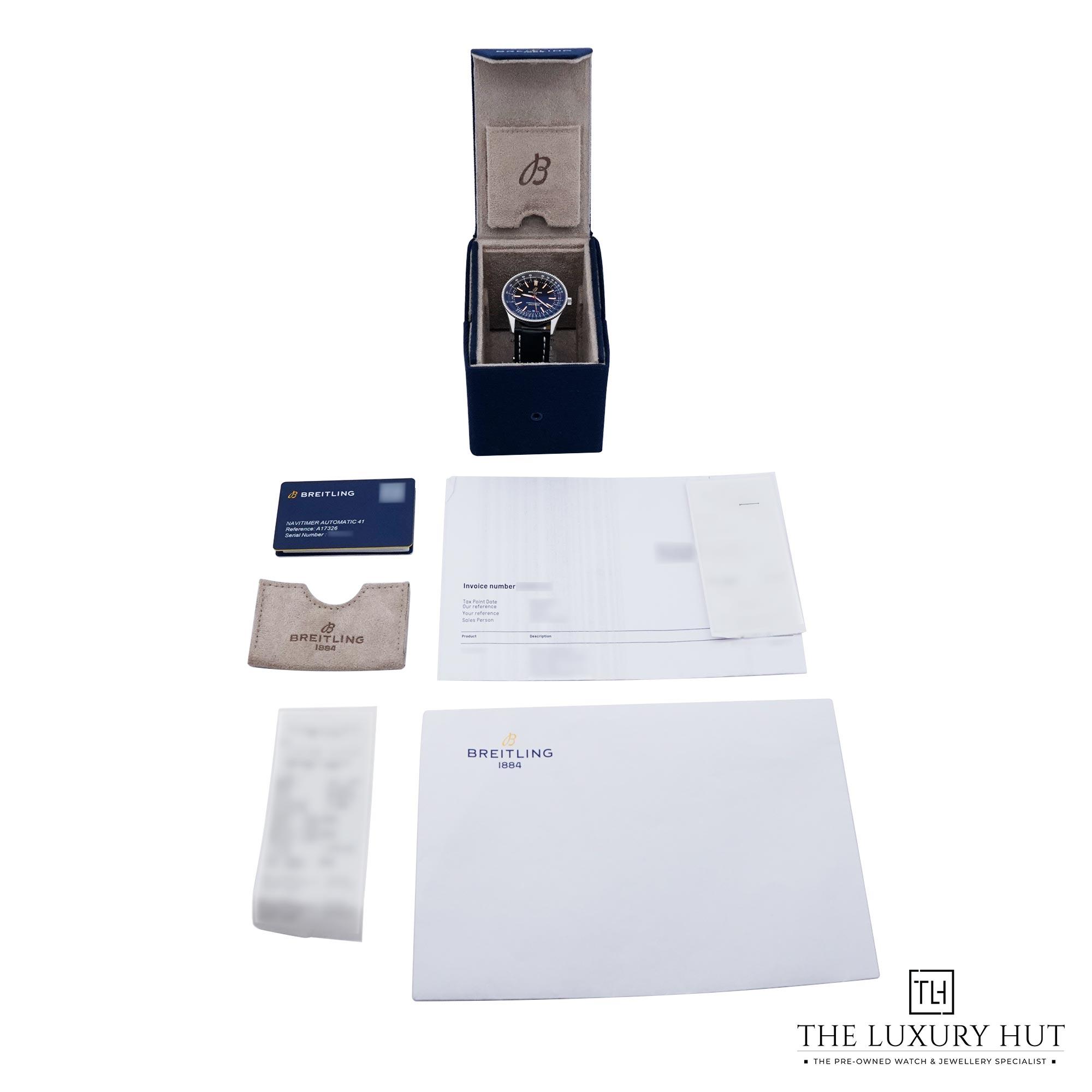 2025/07/Breitling_Navitimer_Steel_41mm_Black_Dial_52001-ff.jpg