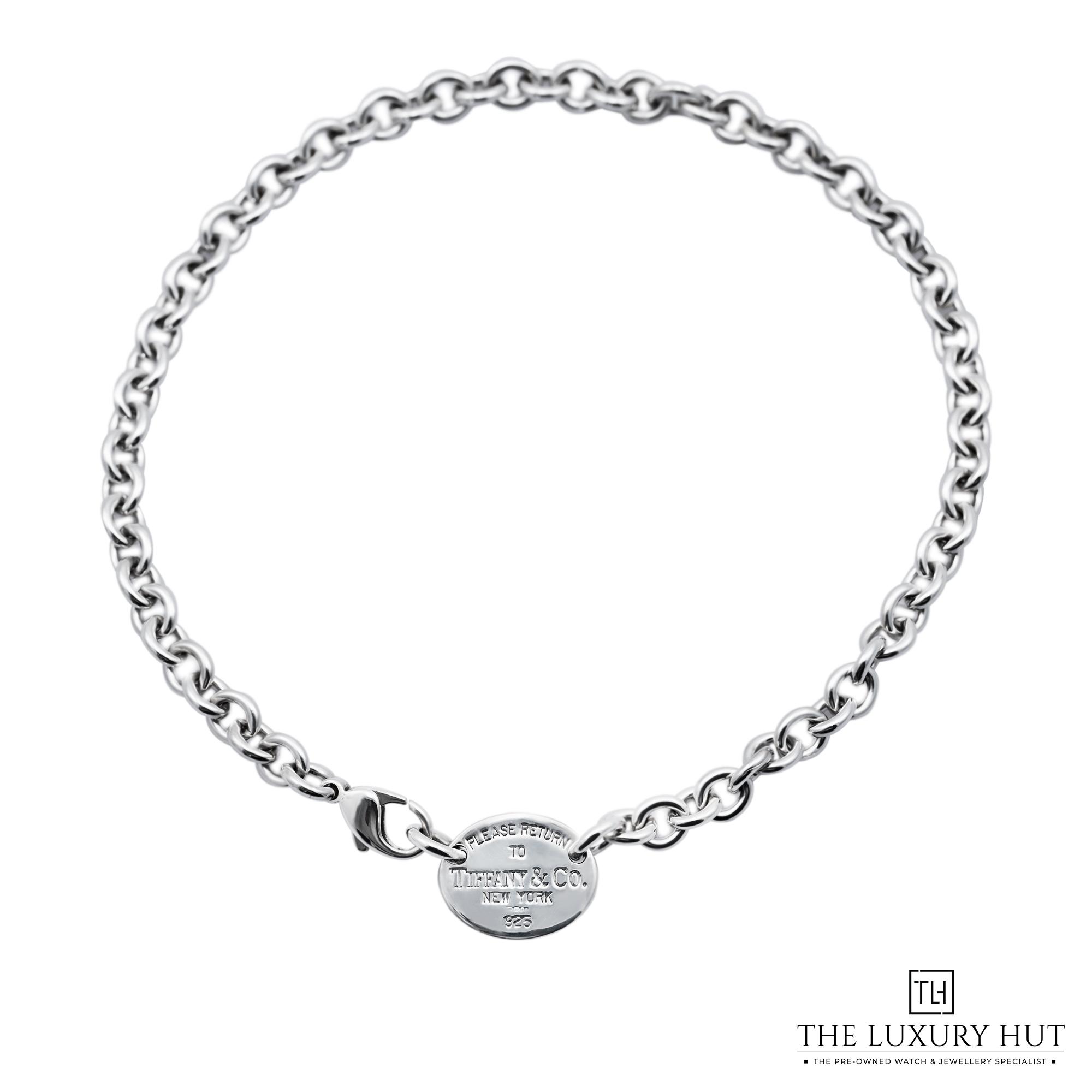 2025/07/Tiffany_Return_Oval_Tag_Silver_Necklace_LB619-a.jpg