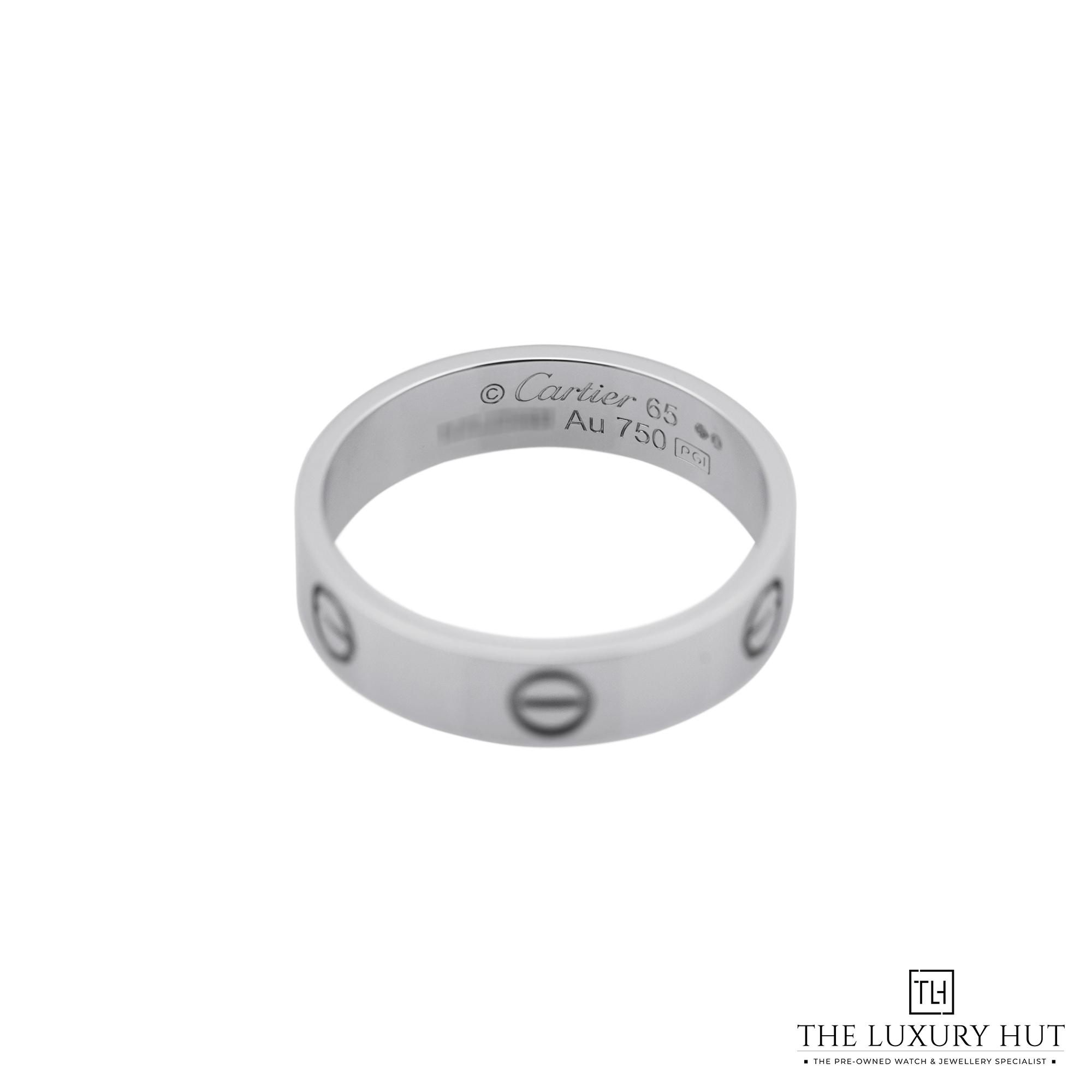 2025/08/Cartier_White_Gold_LOVE_Ring_Size_64_52033-b.jpg