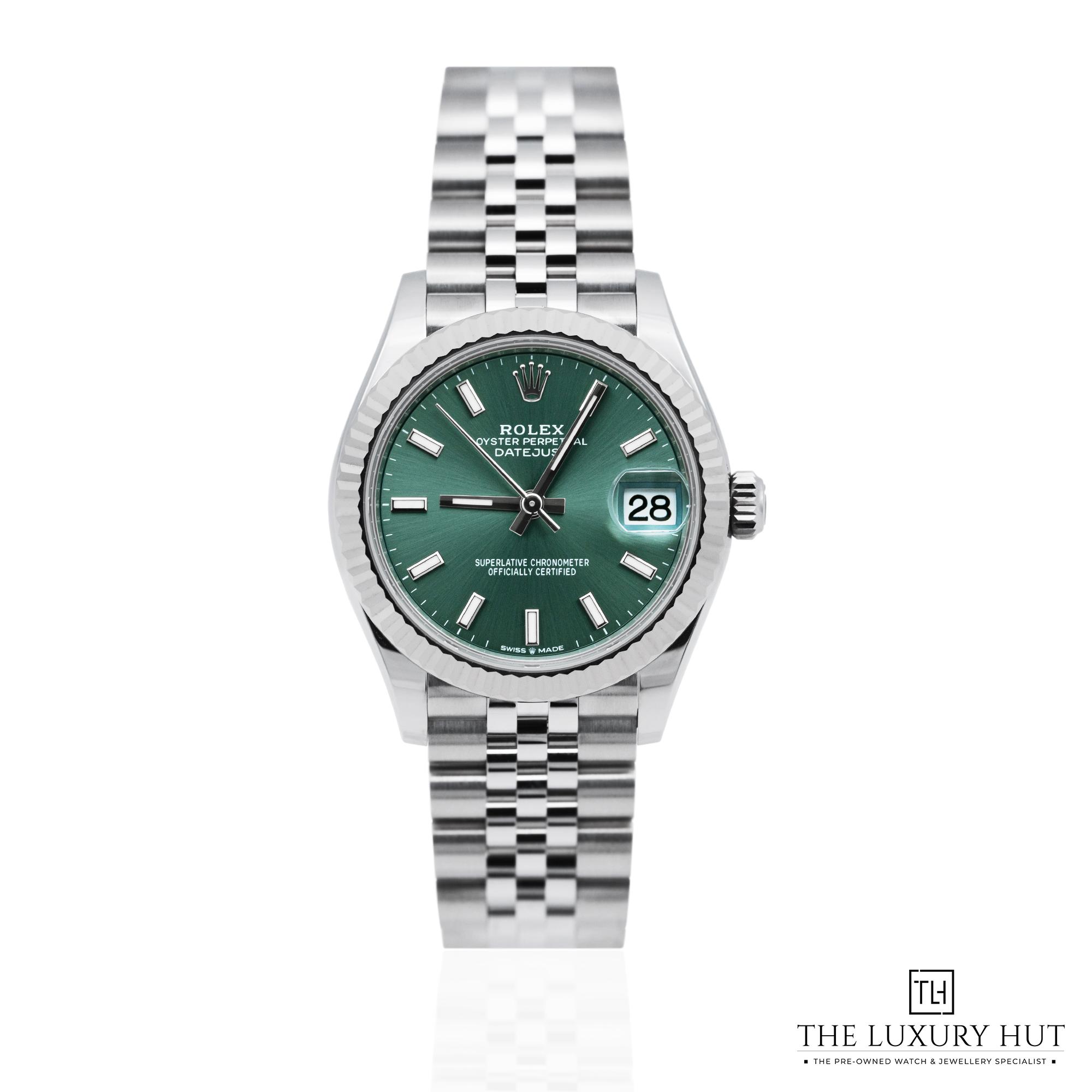 2025/08/Rolex_Datejust_31mm_Mint_Green_Dial_52124-a.jpg
