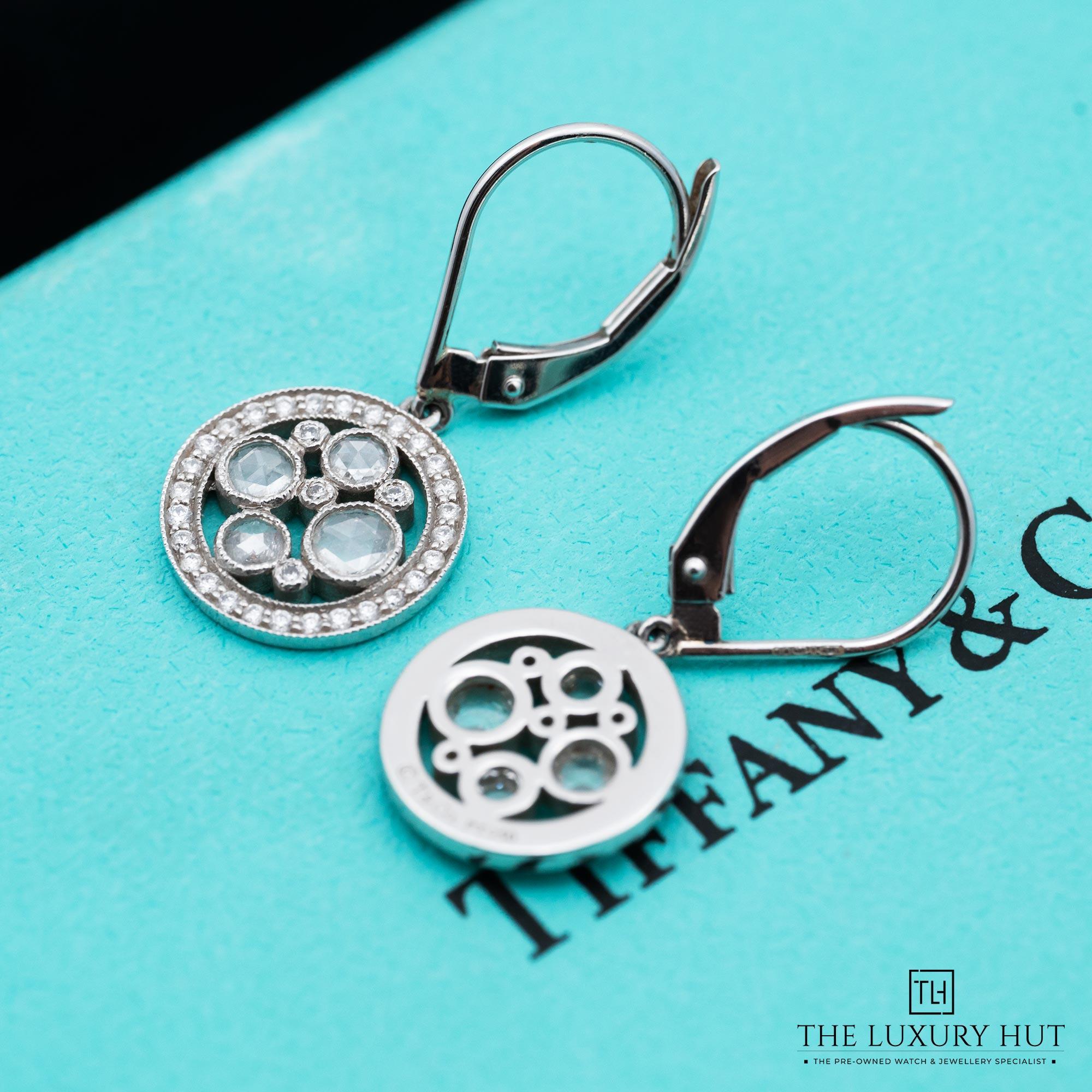 2025/08/Tiffany_Cobblestone_Platinum_Diamond_Earrings_52059-c.jpg