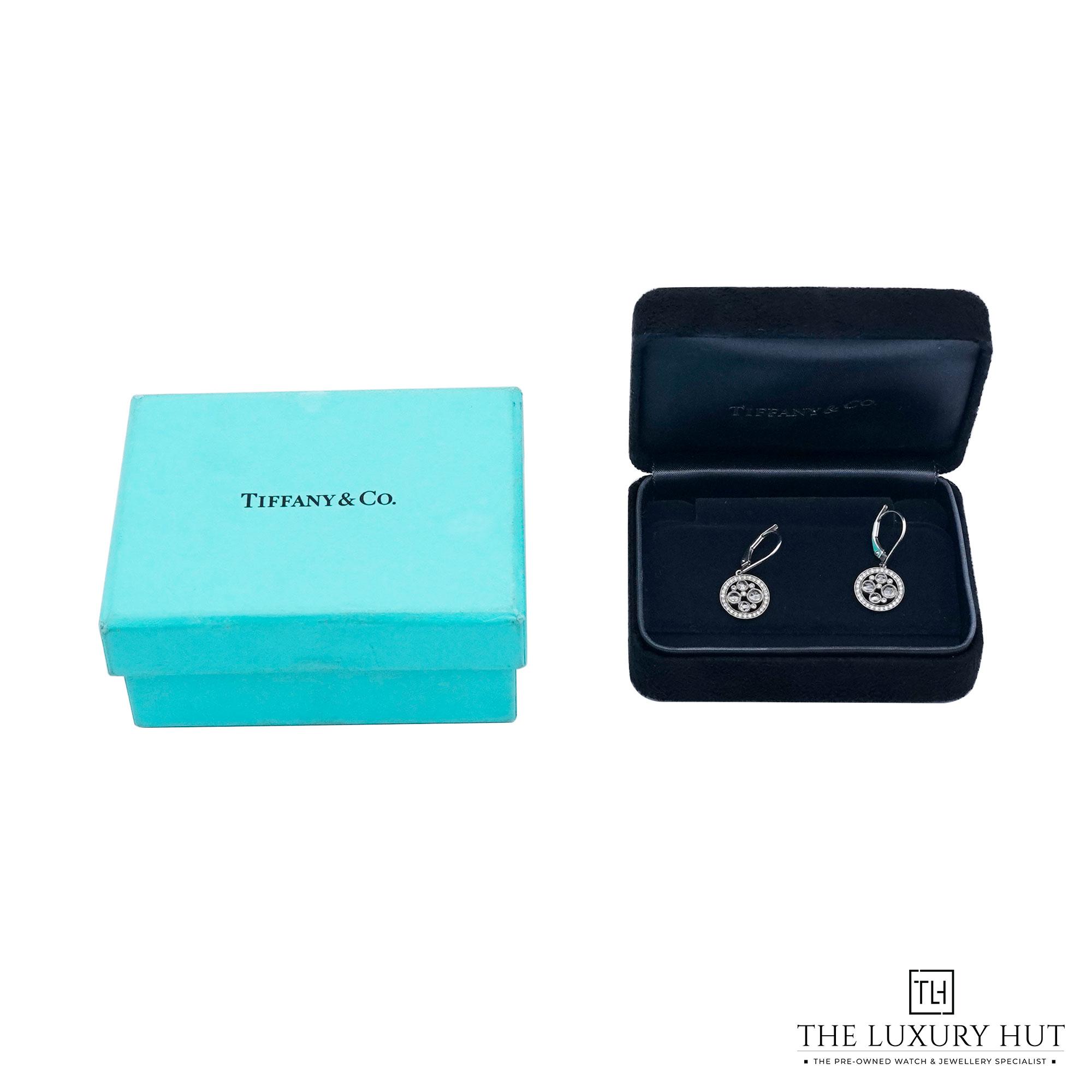 2025/08/Tiffany_Cobblestone_Platinum_Diamond_Earrings_52059-e.jpg