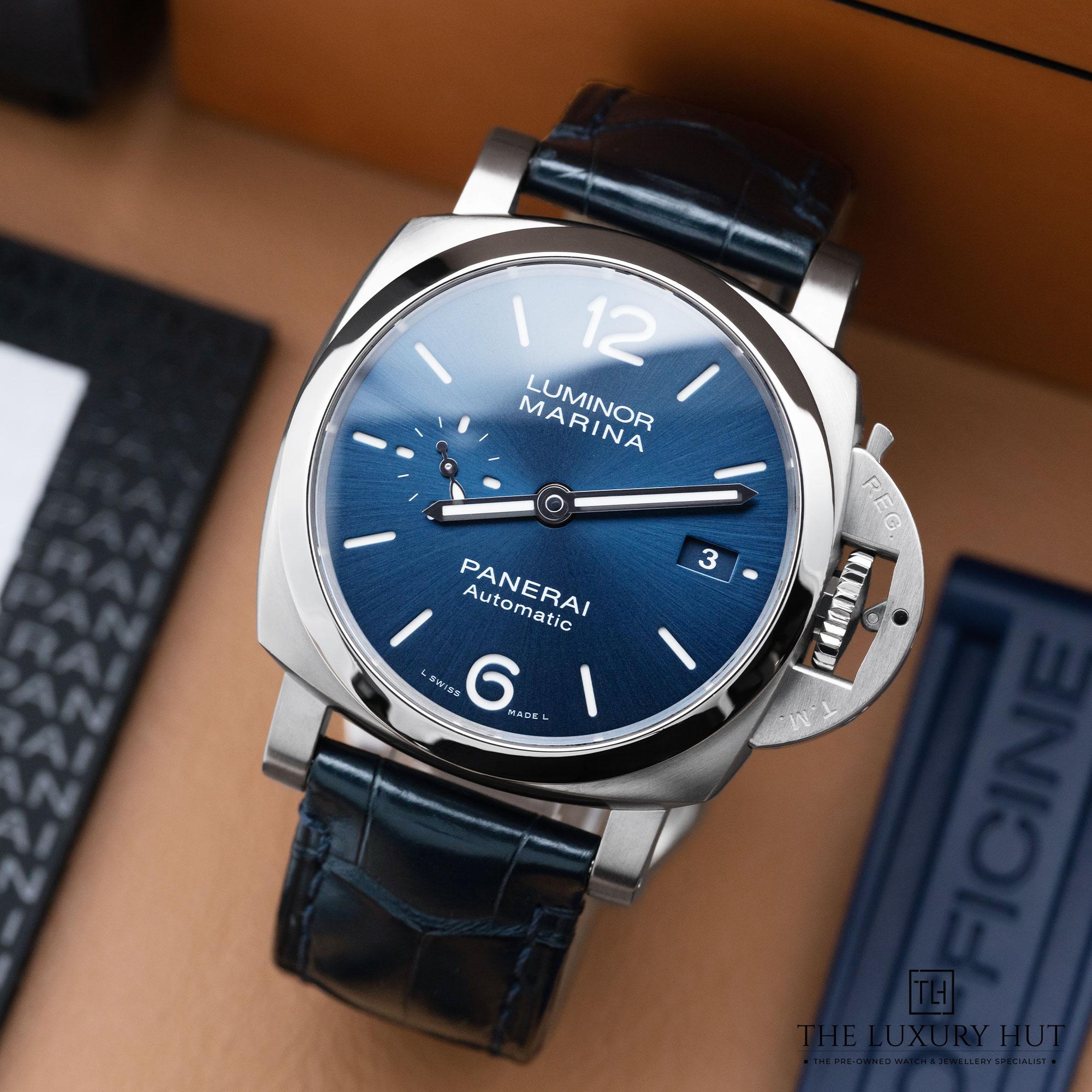 2025/09/Panerai_Luminor_Marina_1950_Steel_Blue_52072-b.jpg