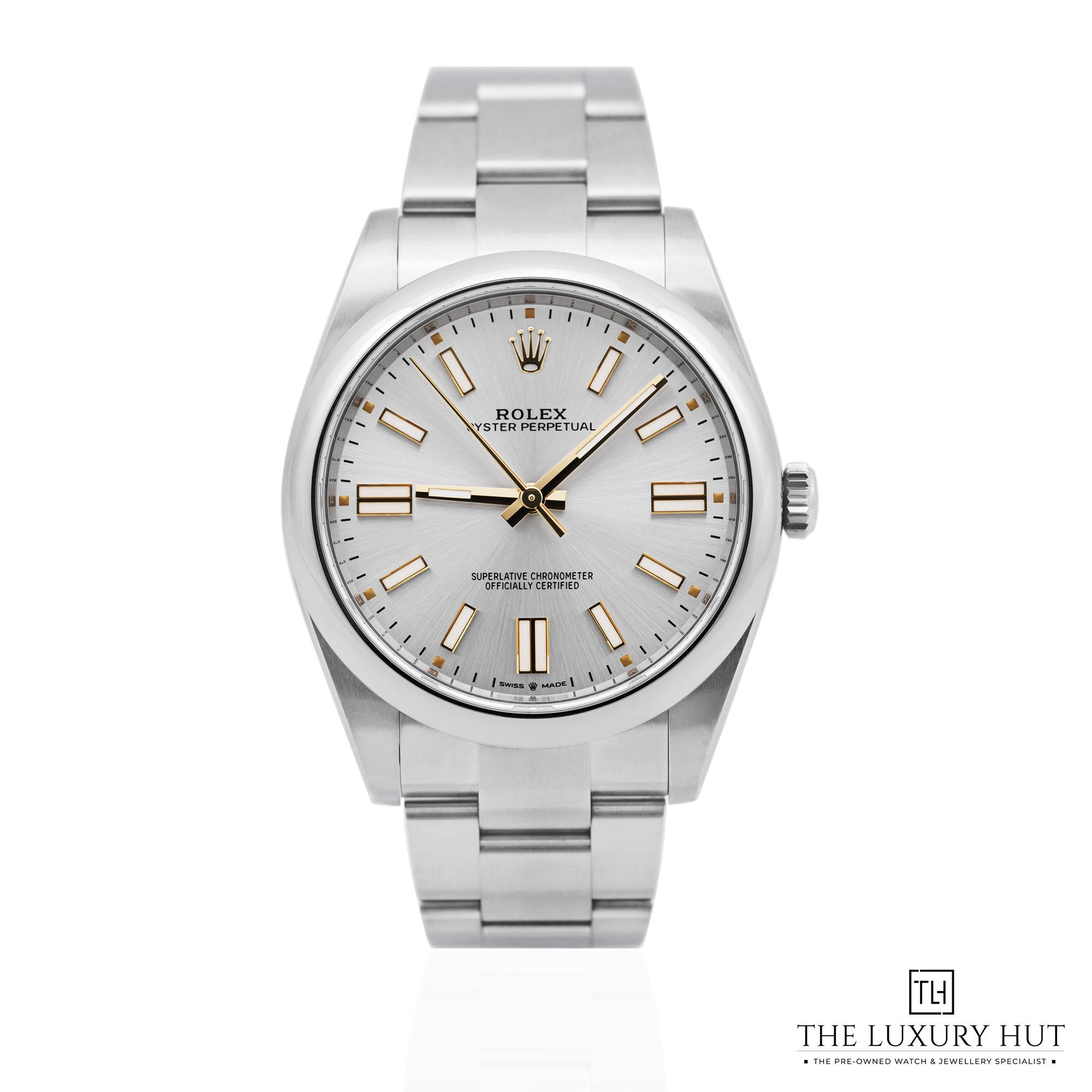 2025/09/Rolex_Oyster_Perpetual_41mm_Steel_Silver_52147-a.jpg