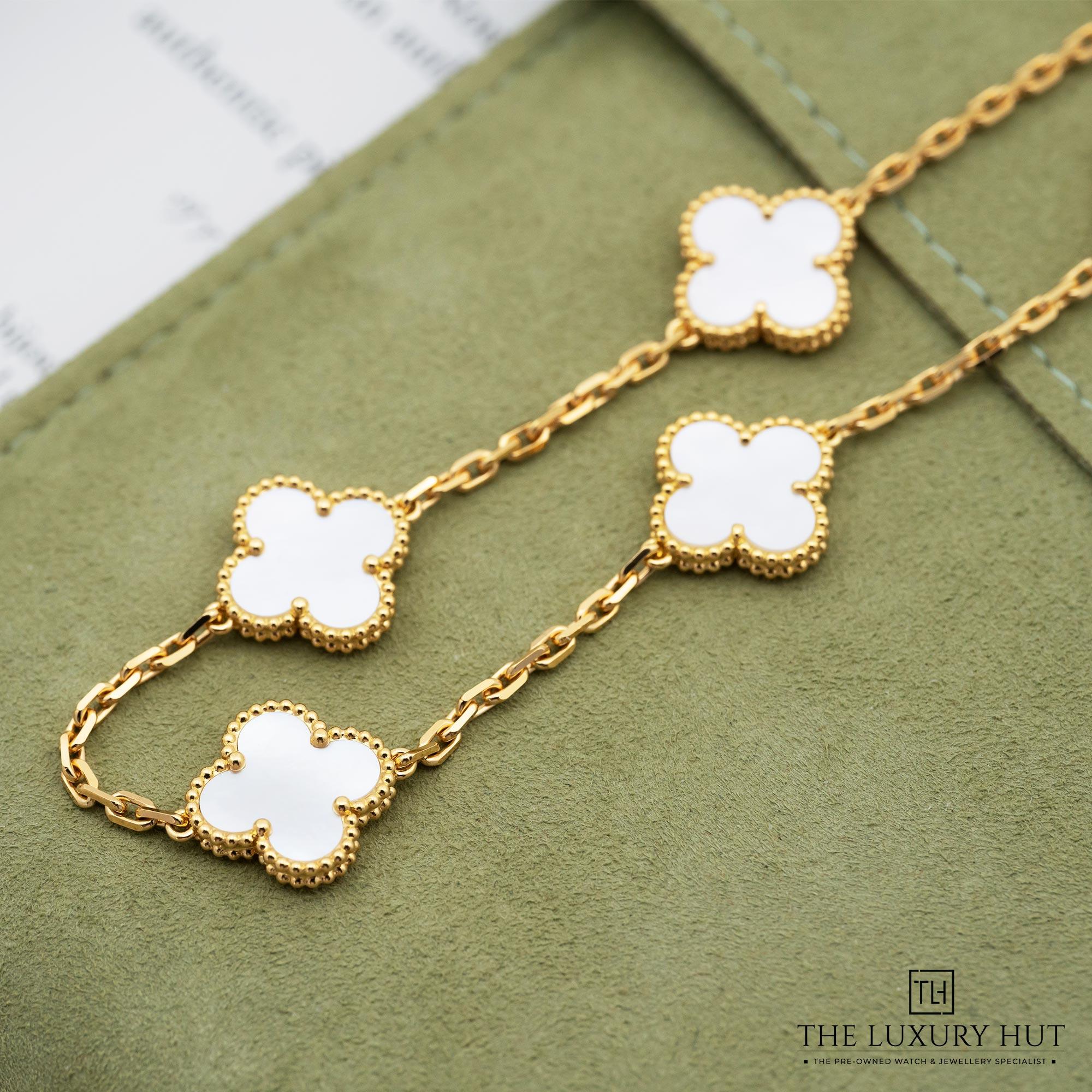 2025/09/Van_Cleef_Arpels_Gold_10_MOP_Motifs_Necklace_52161-b.jpg