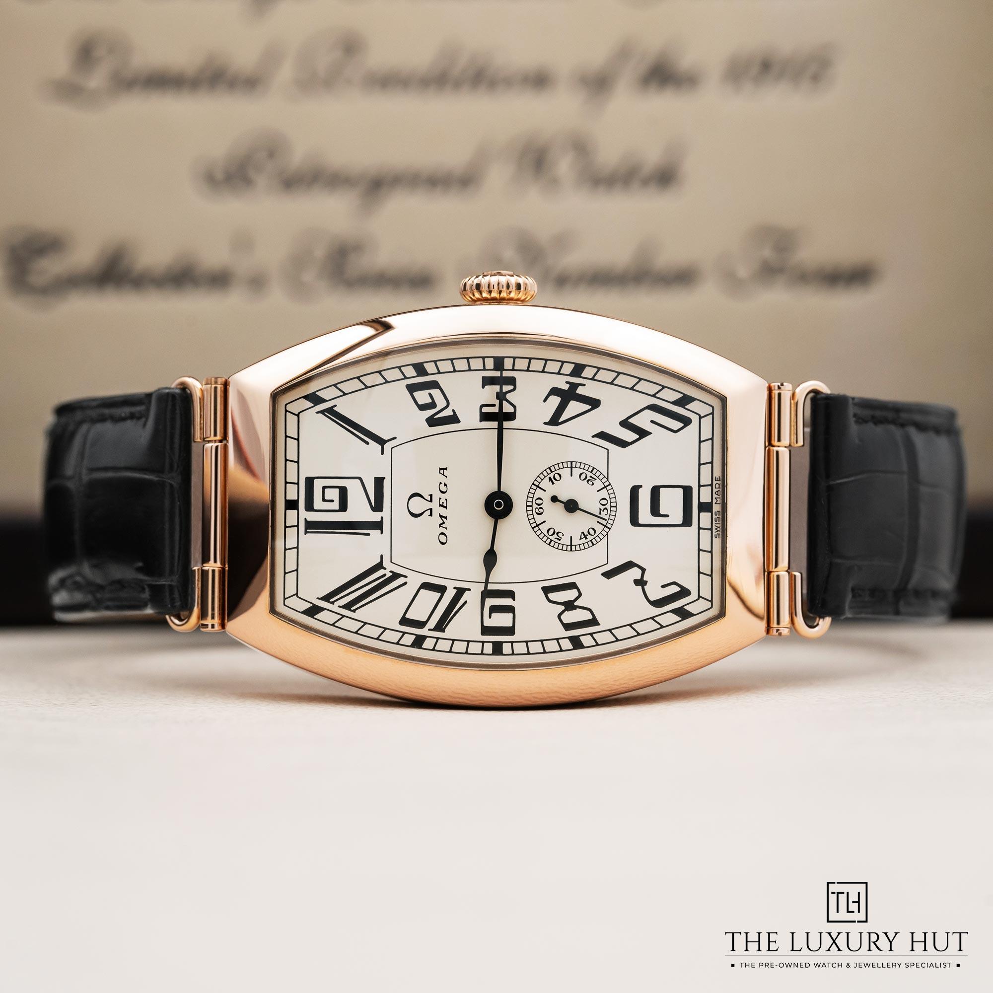 2025/10/Omega_Museum_Petrograd_1915_Limited_Edition_52171-b.jpg