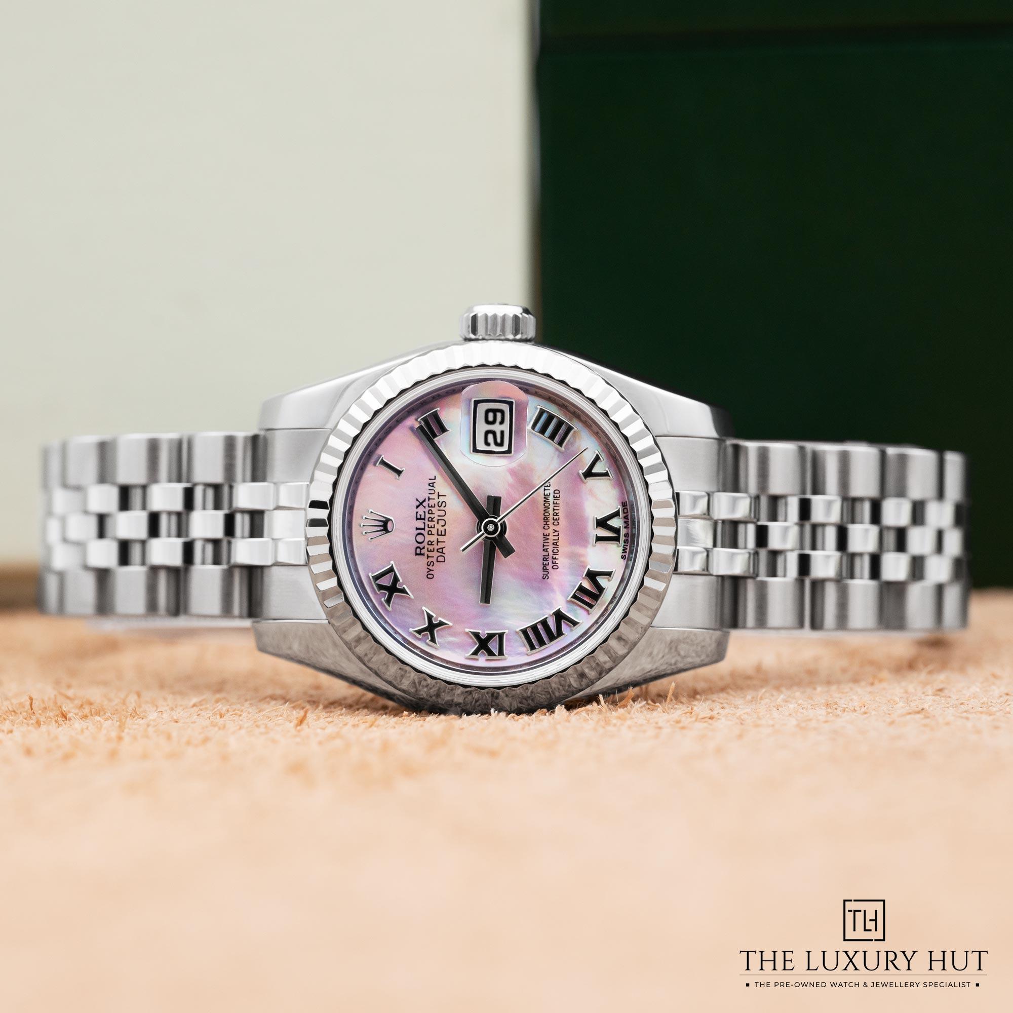 2025/10/Rolex_Lady_Datejust_26mm_MOP_Dial_52160-b.jpg