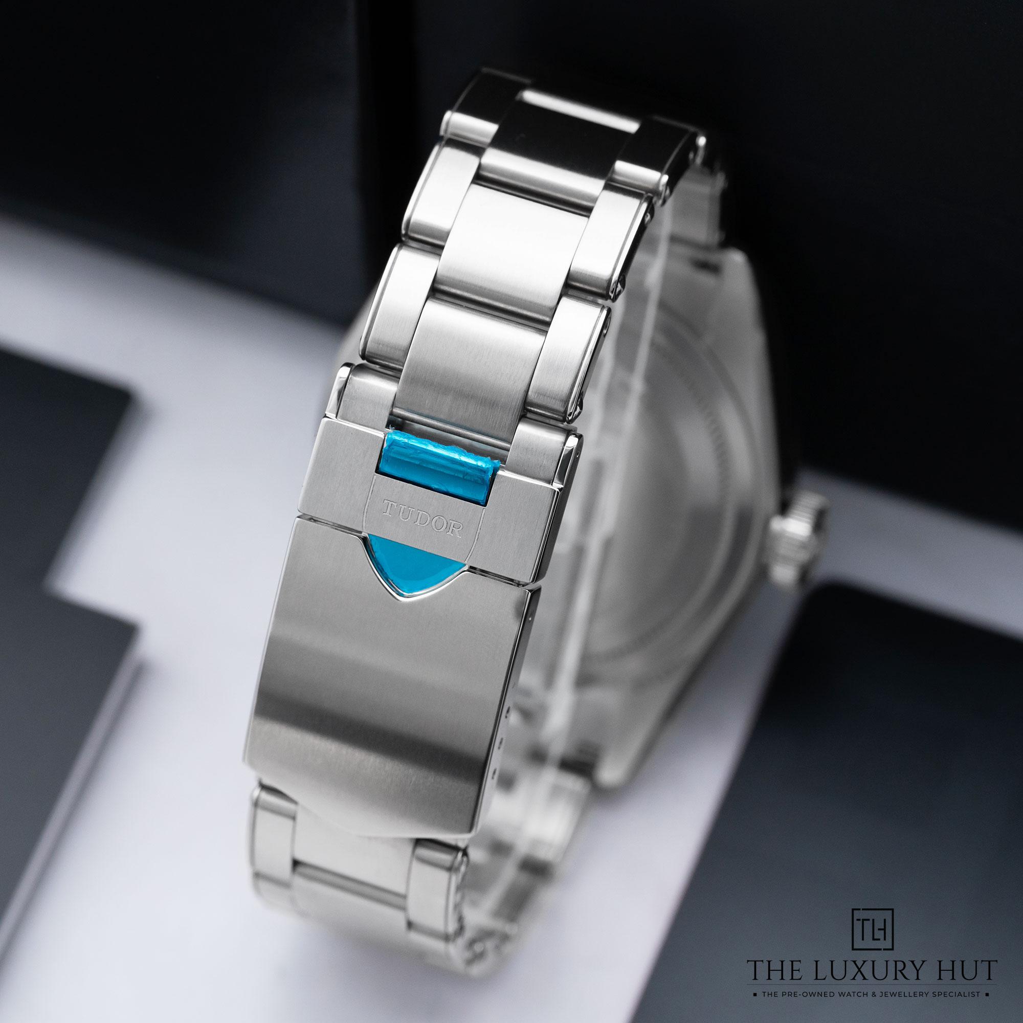 2025/10/Tudor_Black_Bay_GMT_Steel_41_White_Opaline_LB697-d.jpg