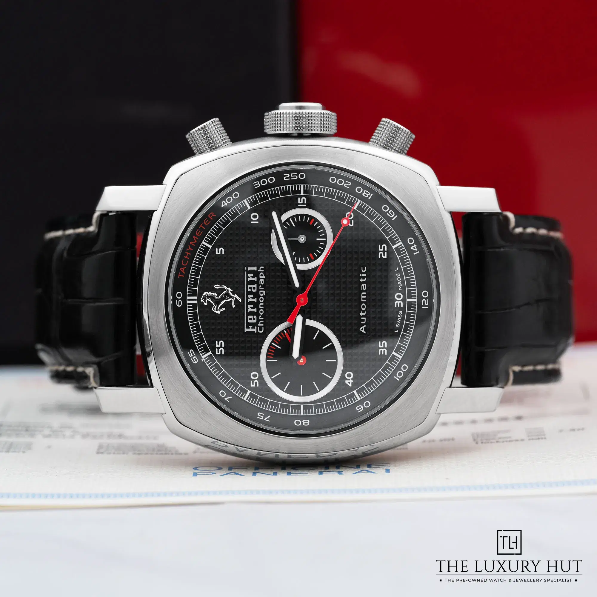 10cdcc6e-7bd4-4cce-b8ac-964fa1a4be56Panerai_Ferrari_Granturismo_45mm_Chronograph_52395-c.webp
