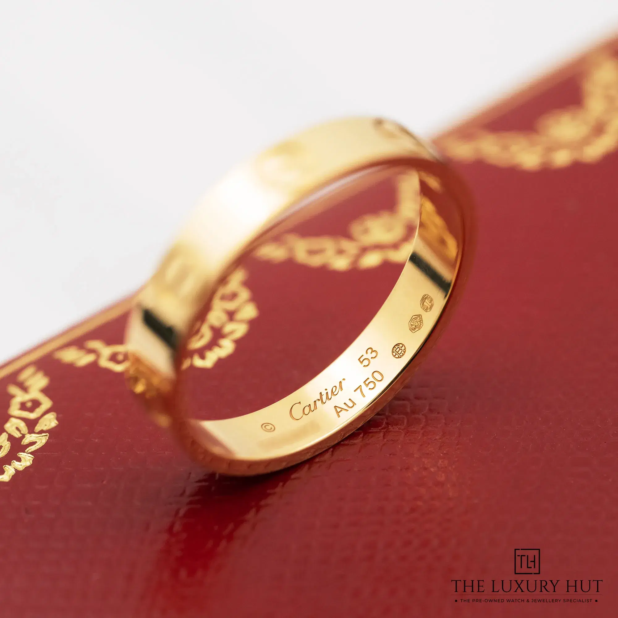 1259320e-5d75-4057-aba0-830a4574a9f3Cartier_Love_Weddin_Ring_Yellow_Gold_52379-e.webp