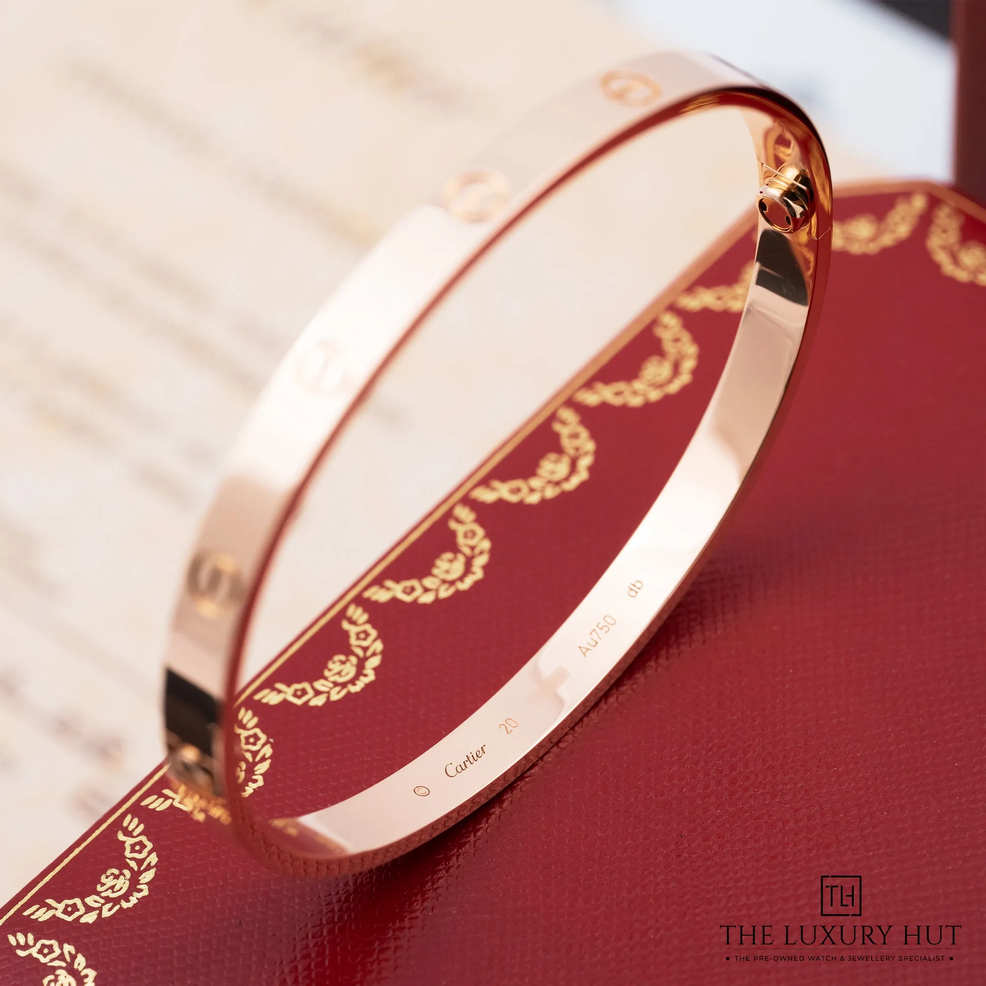 1756c3c5-acb7-4491-86f1-1fe4f45db700Cartier_18ct_Rose_Gold_Love_Bangle_Classic_Model_LB755-b.webp