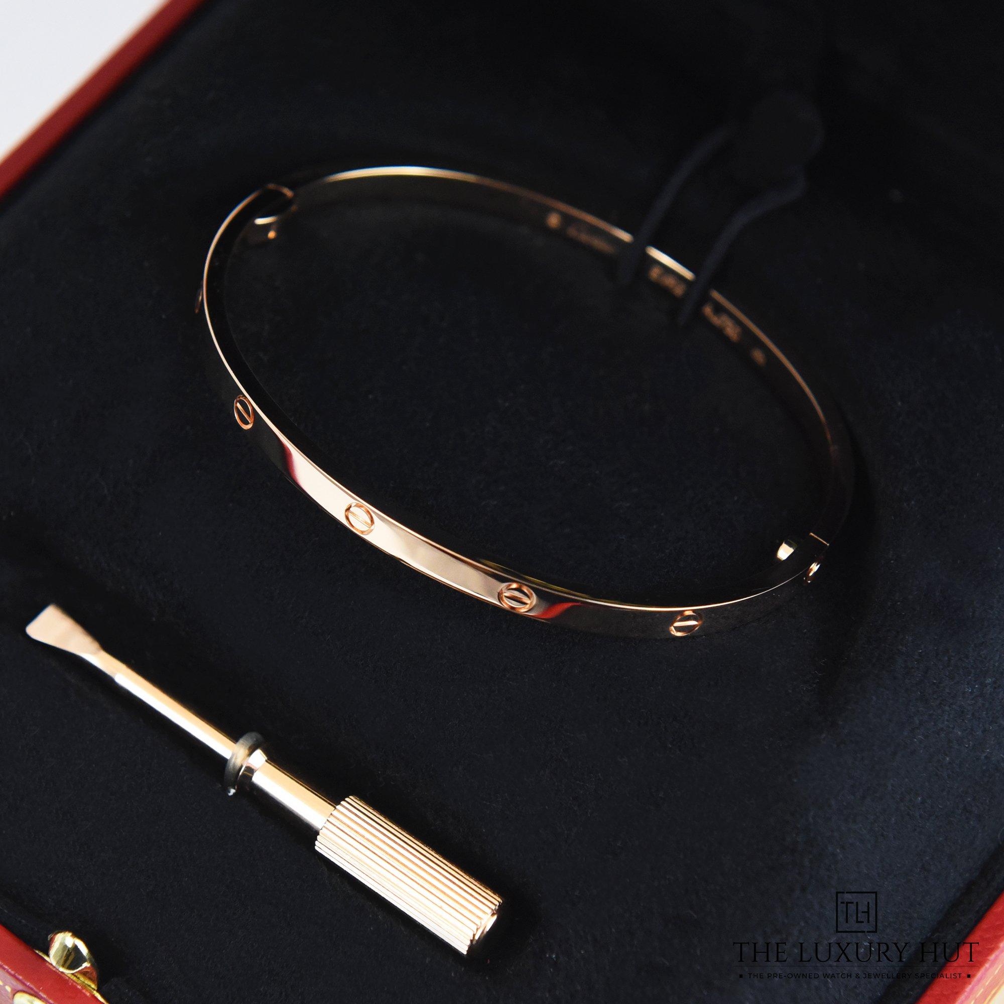 2023/06/Cartier_Rose_Bangle_Small_42640-d-1.jpg